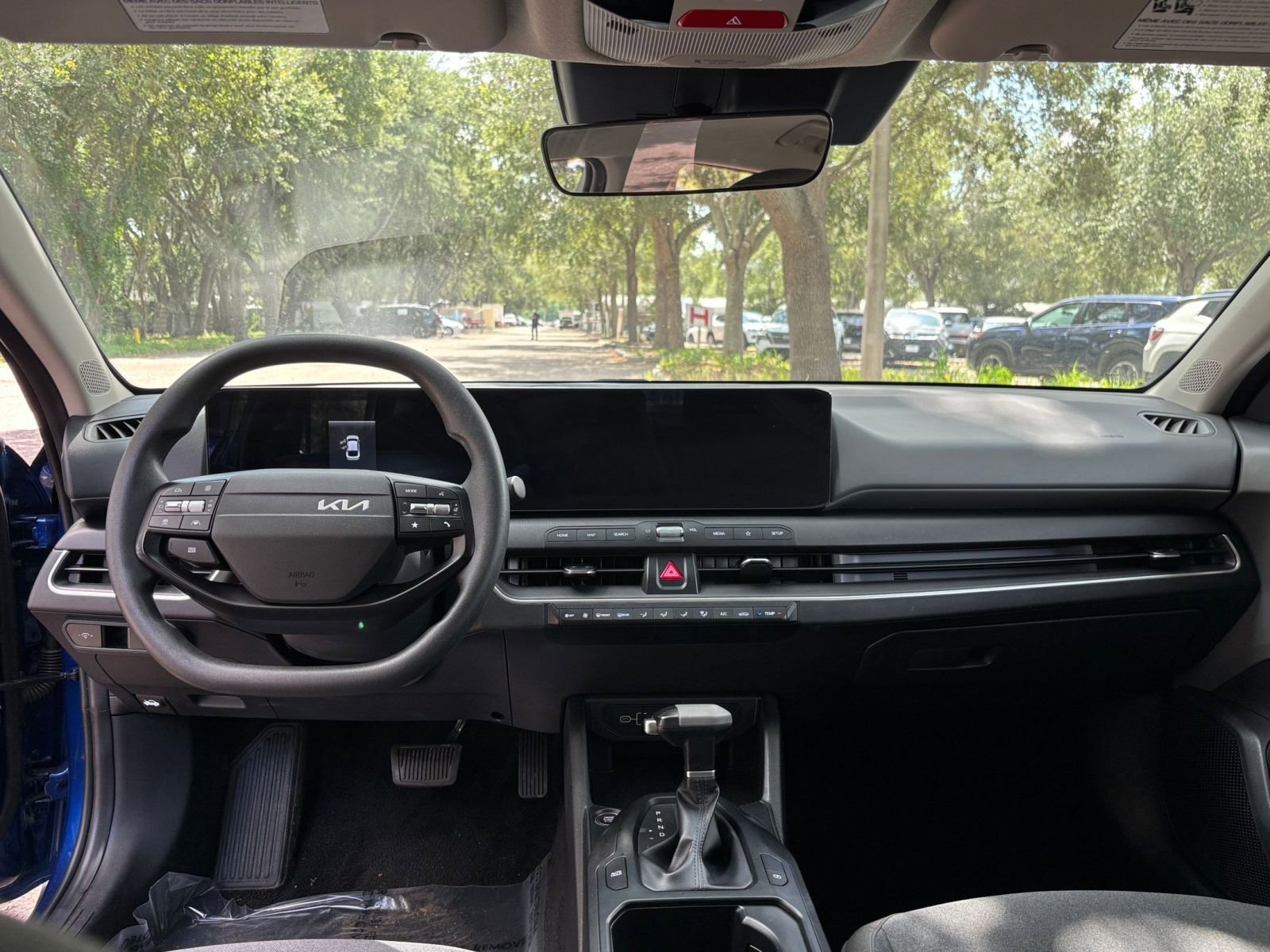 Thumbnail: 2025 Kia K4 - 32