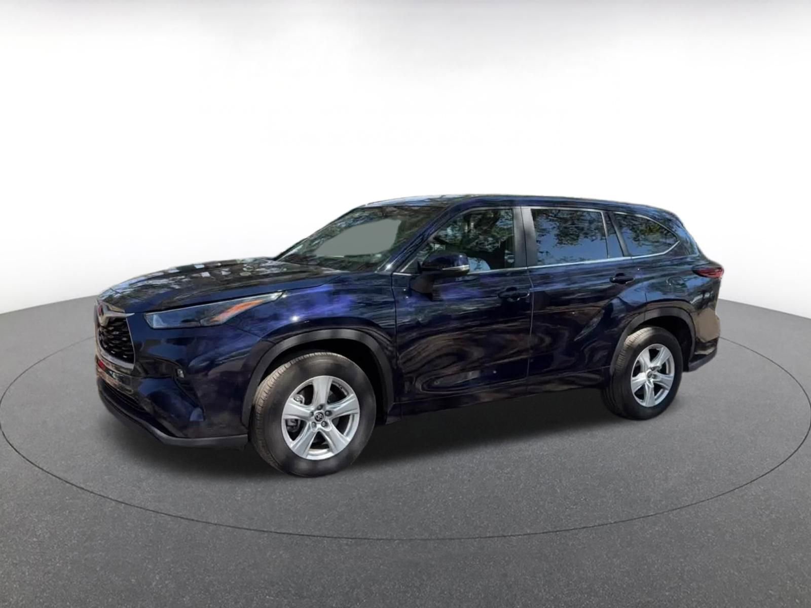 Thumbnail: 2025 Toyota Highlander - 8