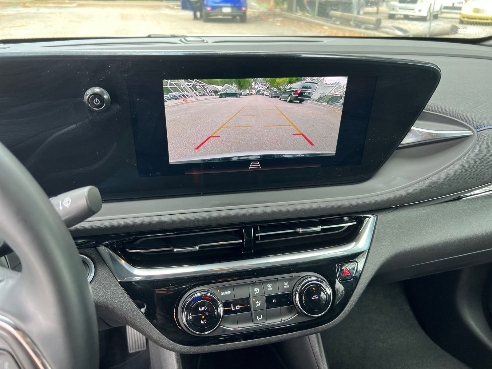 Thumbnail: 2025 Buick Envista - 17