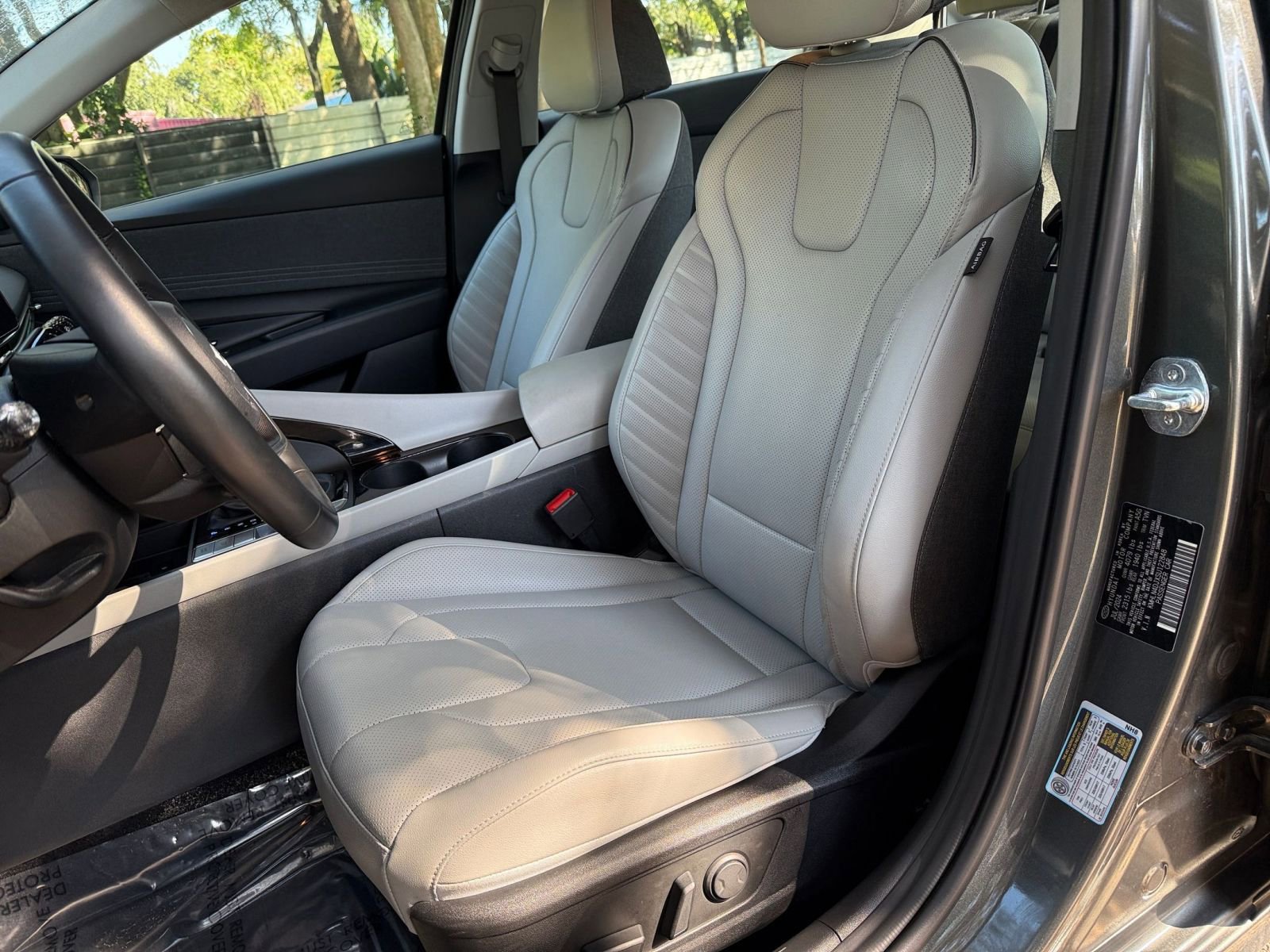 Thumbnail: 2025 Hyundai Elantra - 30