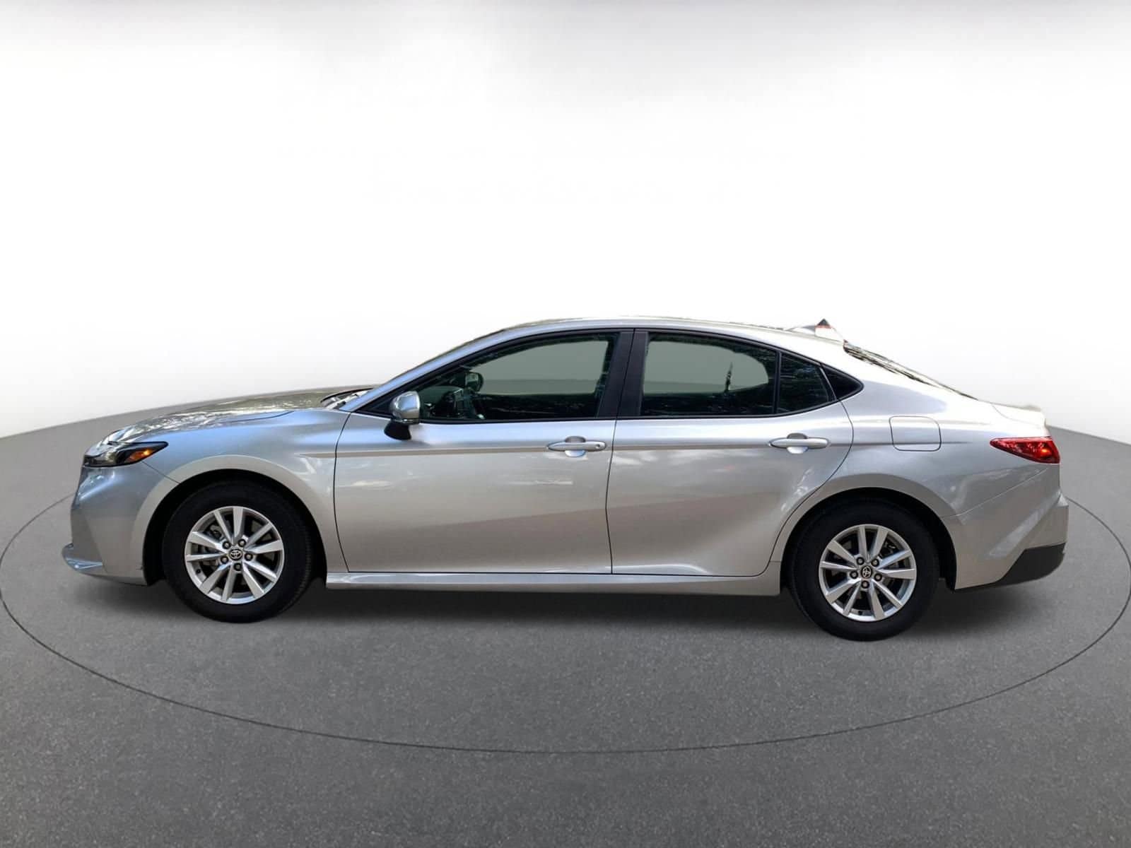 Thumbnail: 2025 Toyota Camry - 4