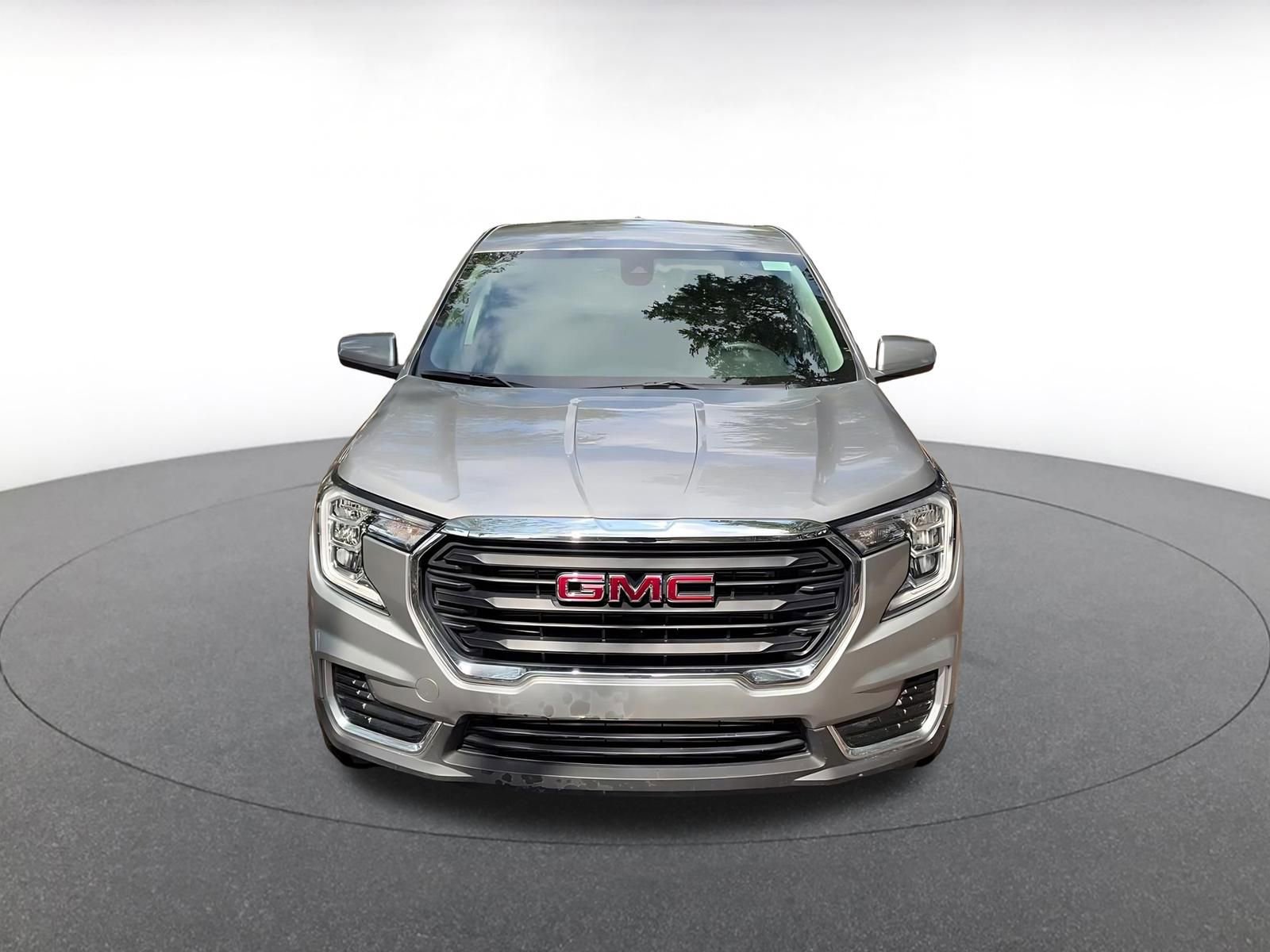 Thumbnail: 2024 GMC Terrain - 4