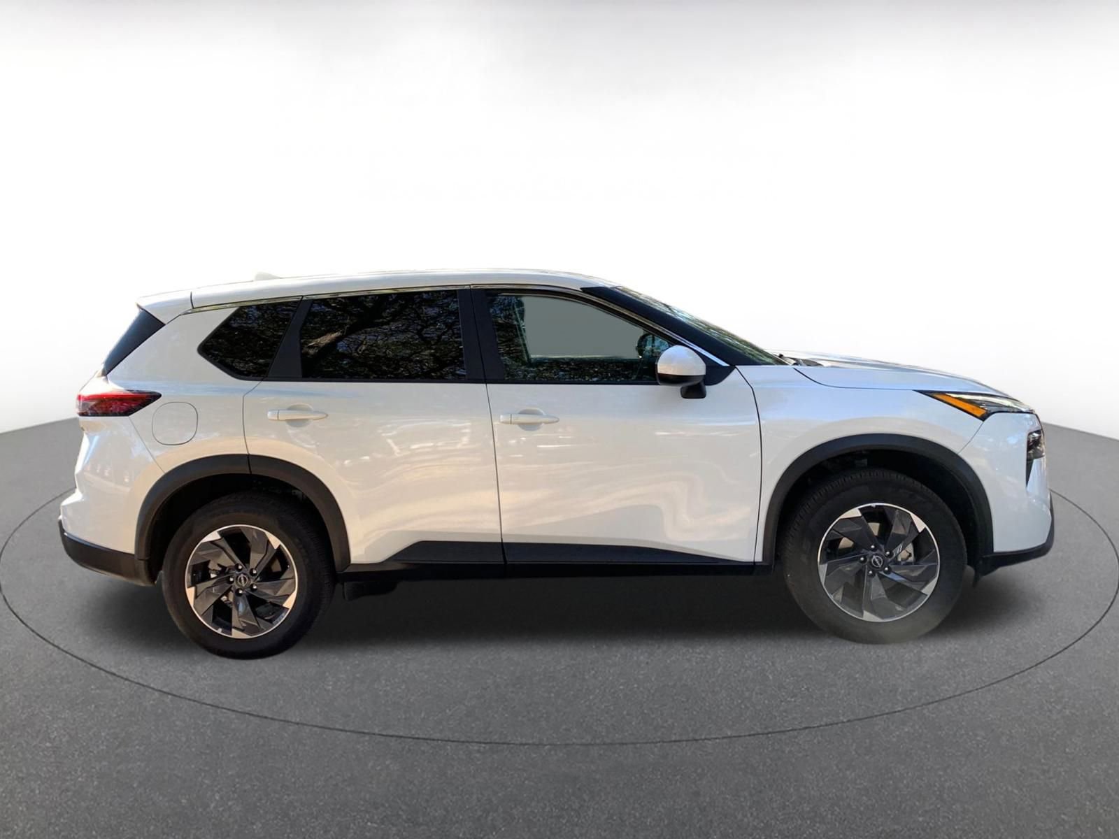 Thumbnail: 2025 Nissan Rogue - 8