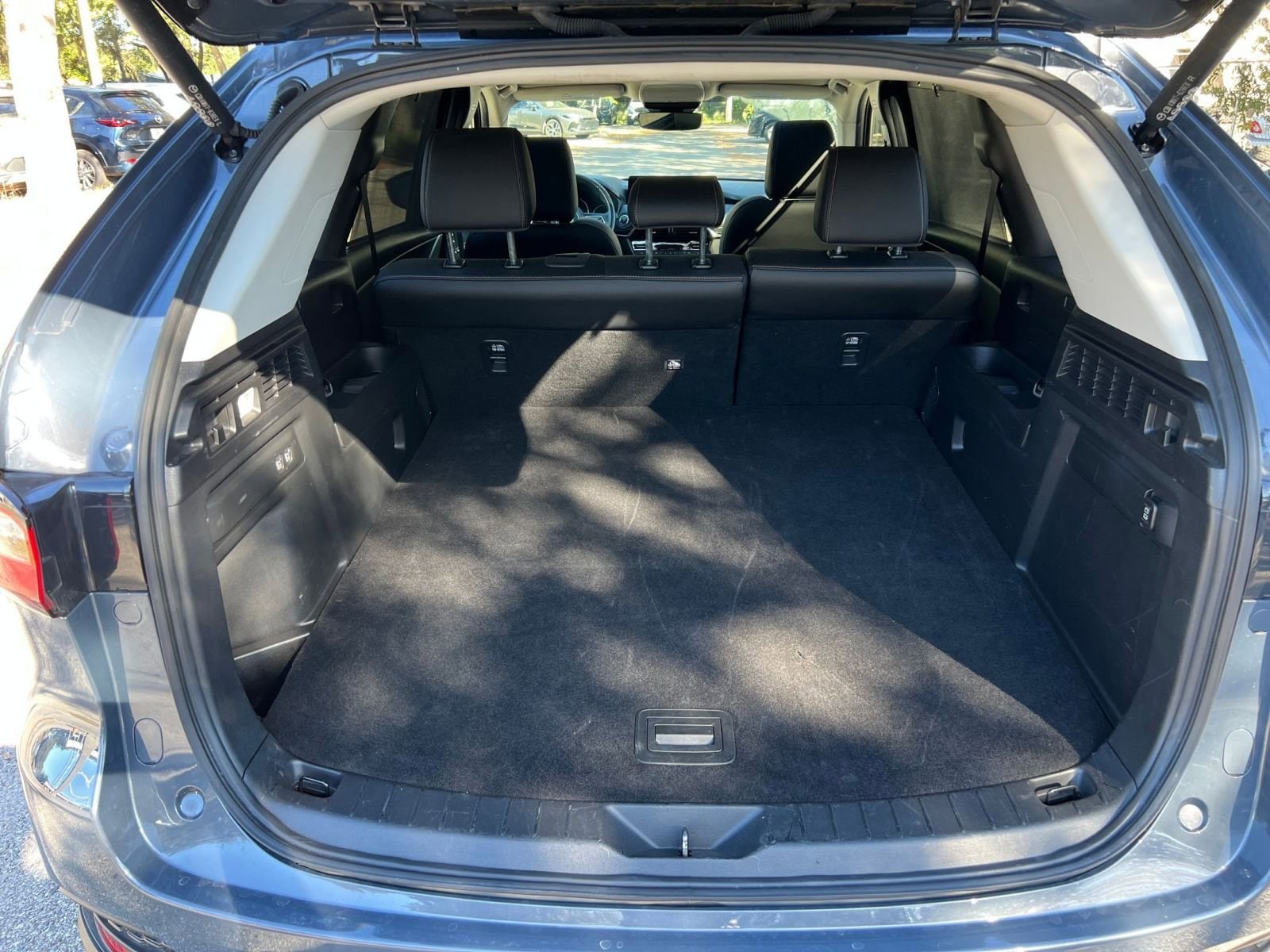 Thumbnail: 2025 Mazda CX-70 - 28