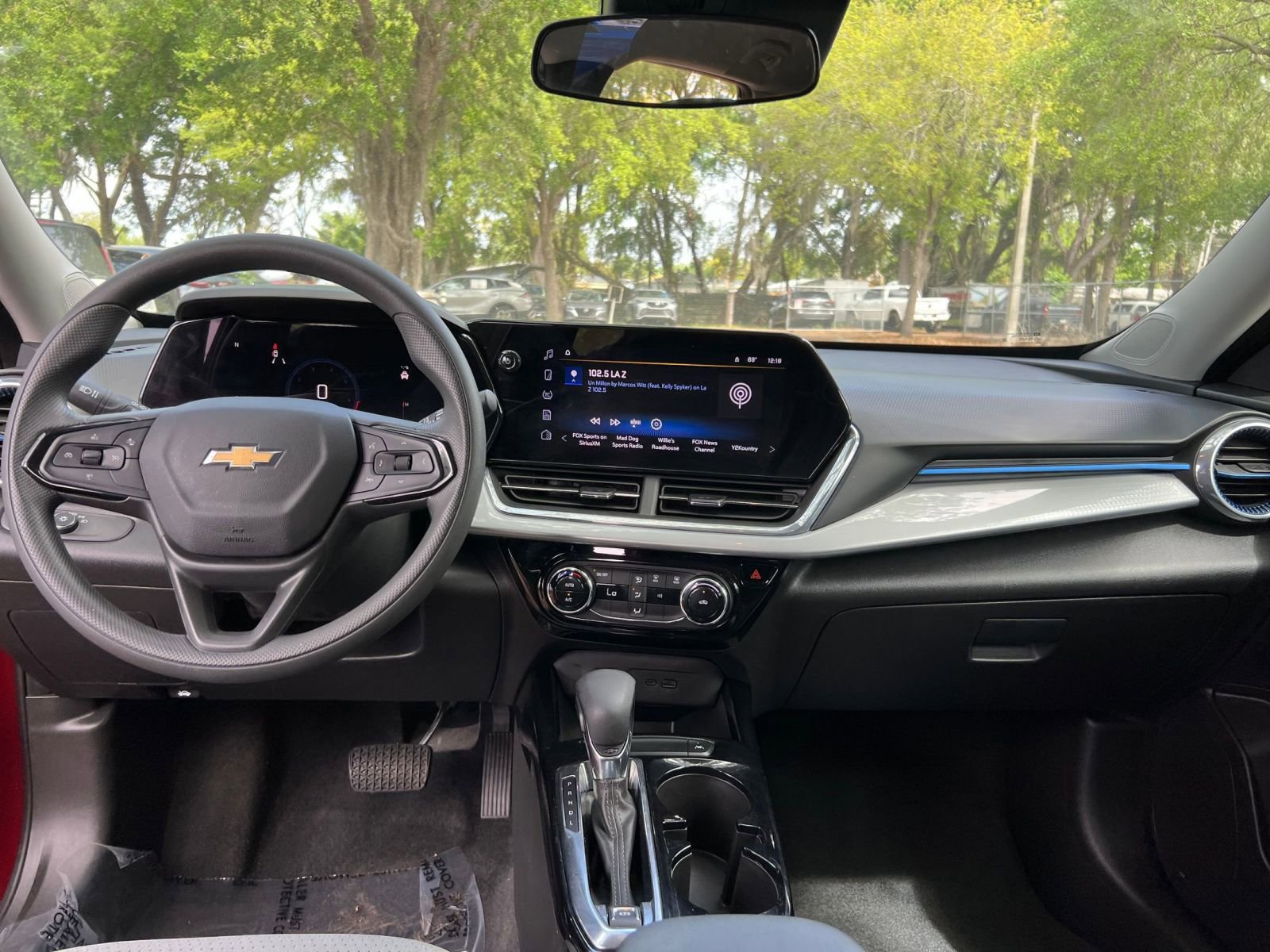 Thumbnail: 2025 Chevrolet Trax - 30