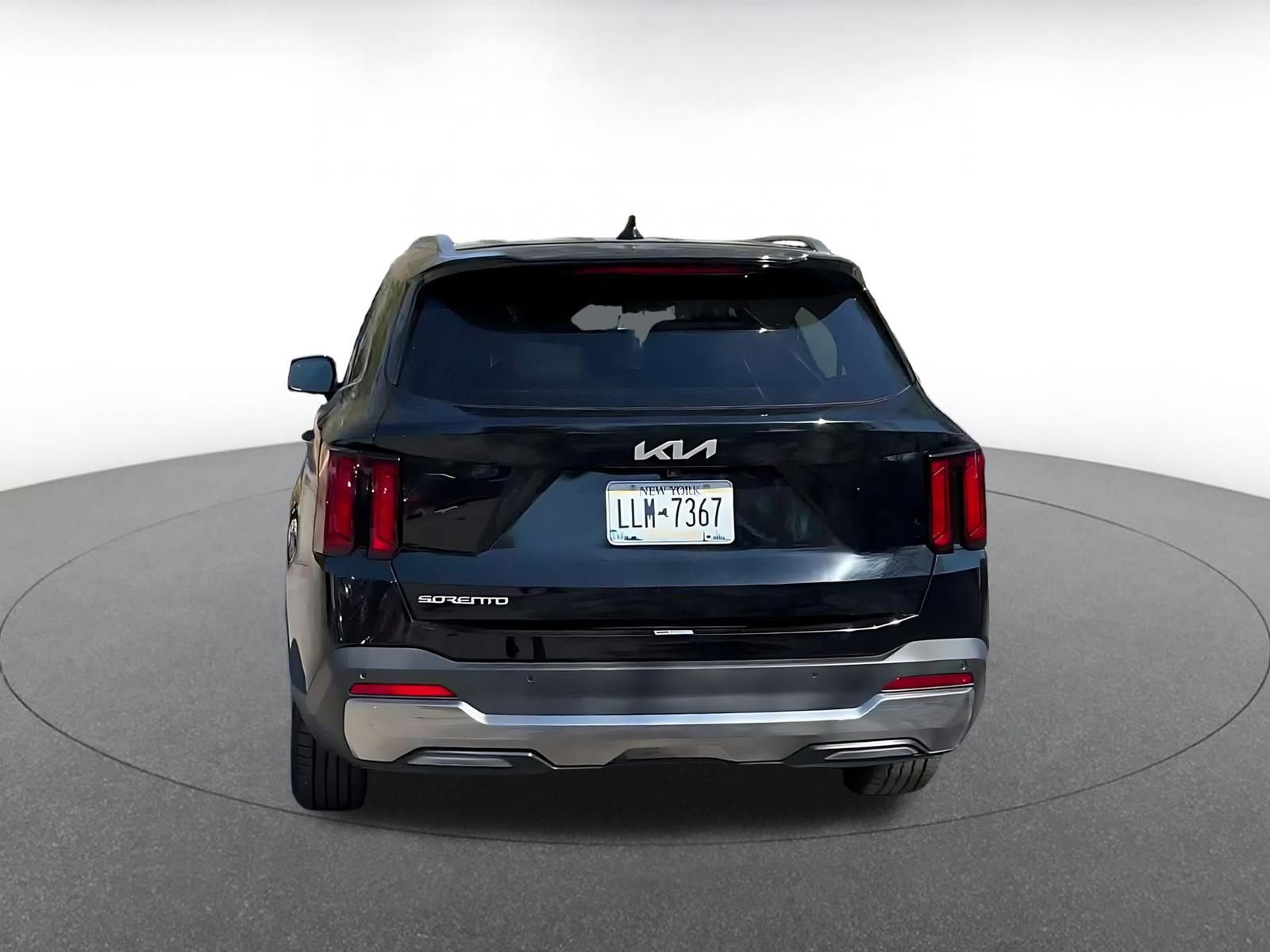 Thumbnail: 2024 Kia Sorento - 12