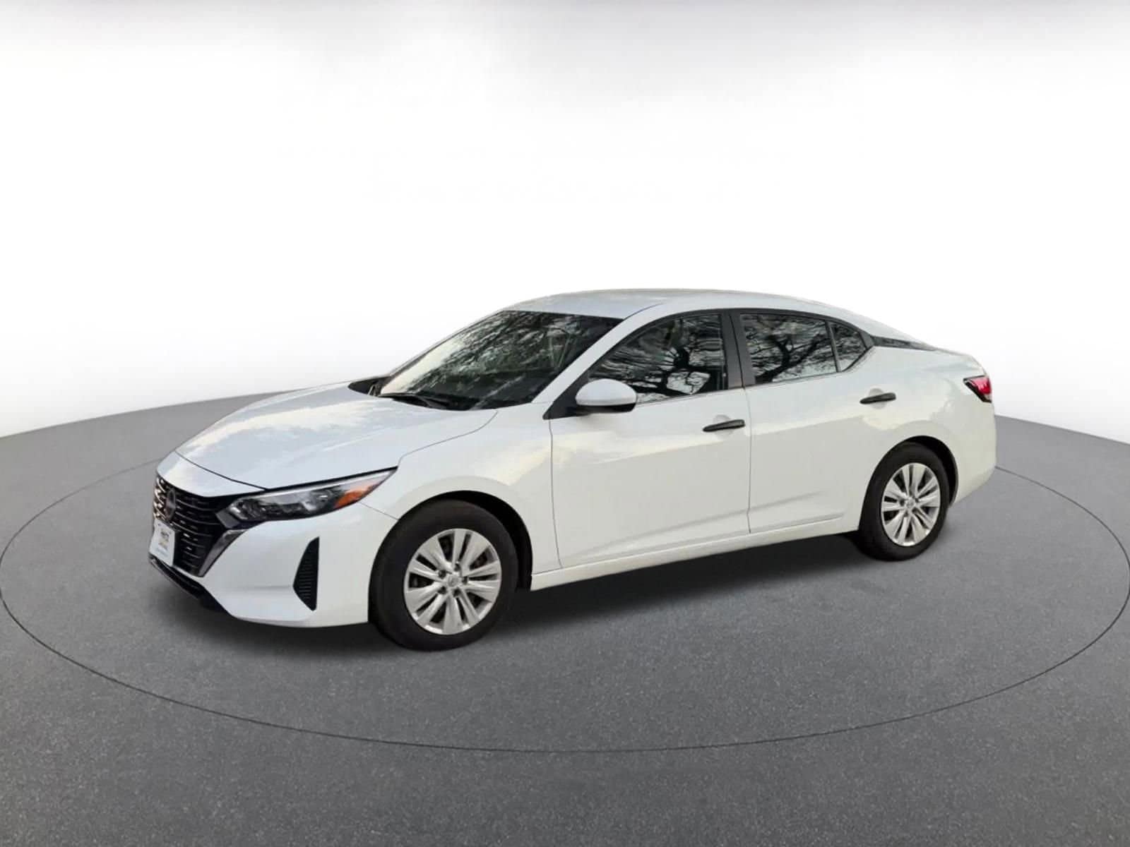 Thumbnail: 2025 Nissan Sentra - 8