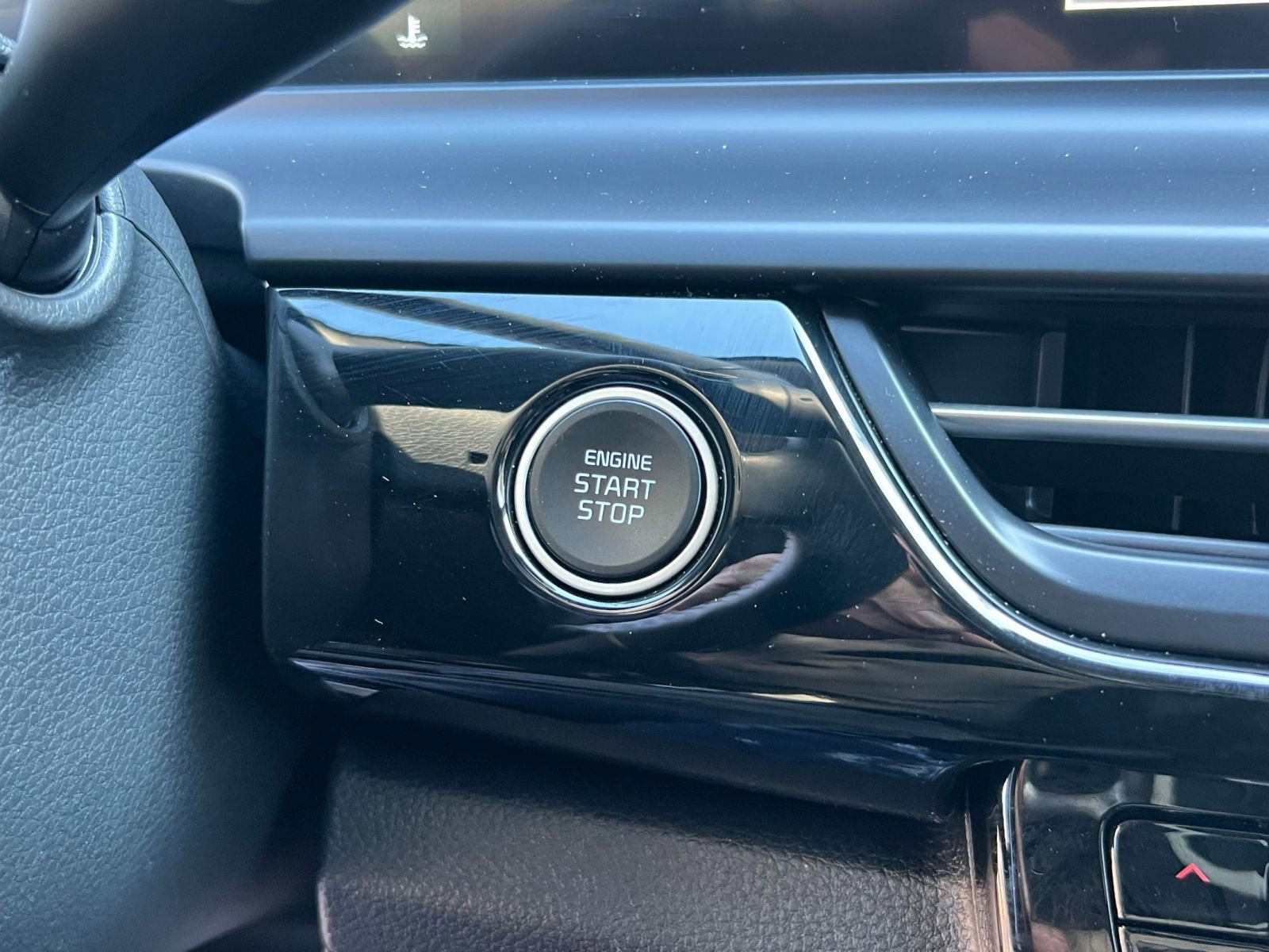 Thumbnail: 2025 Kia Seltos - 21