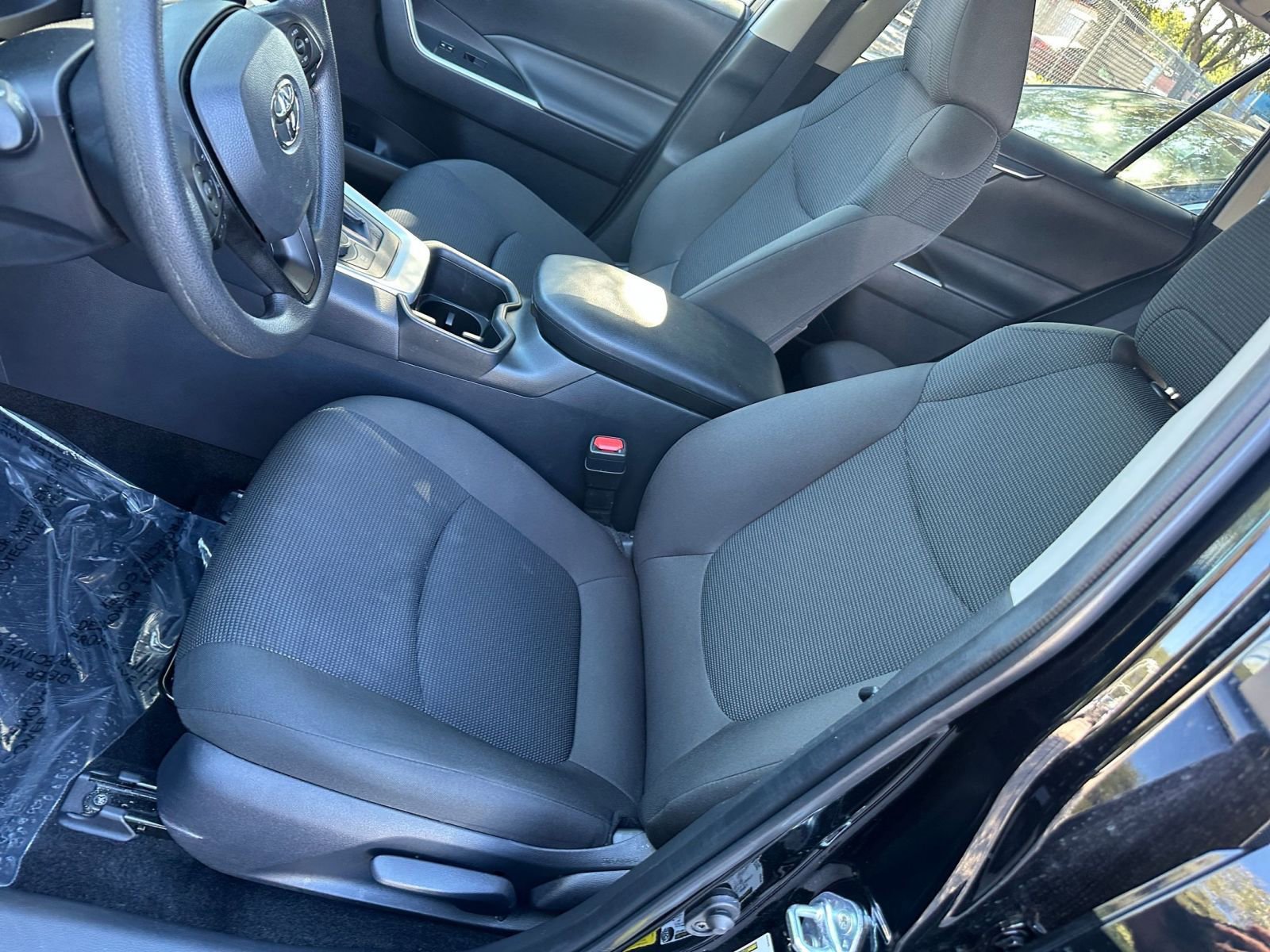 Thumbnail: 2025 Toyota RAV4 - 35