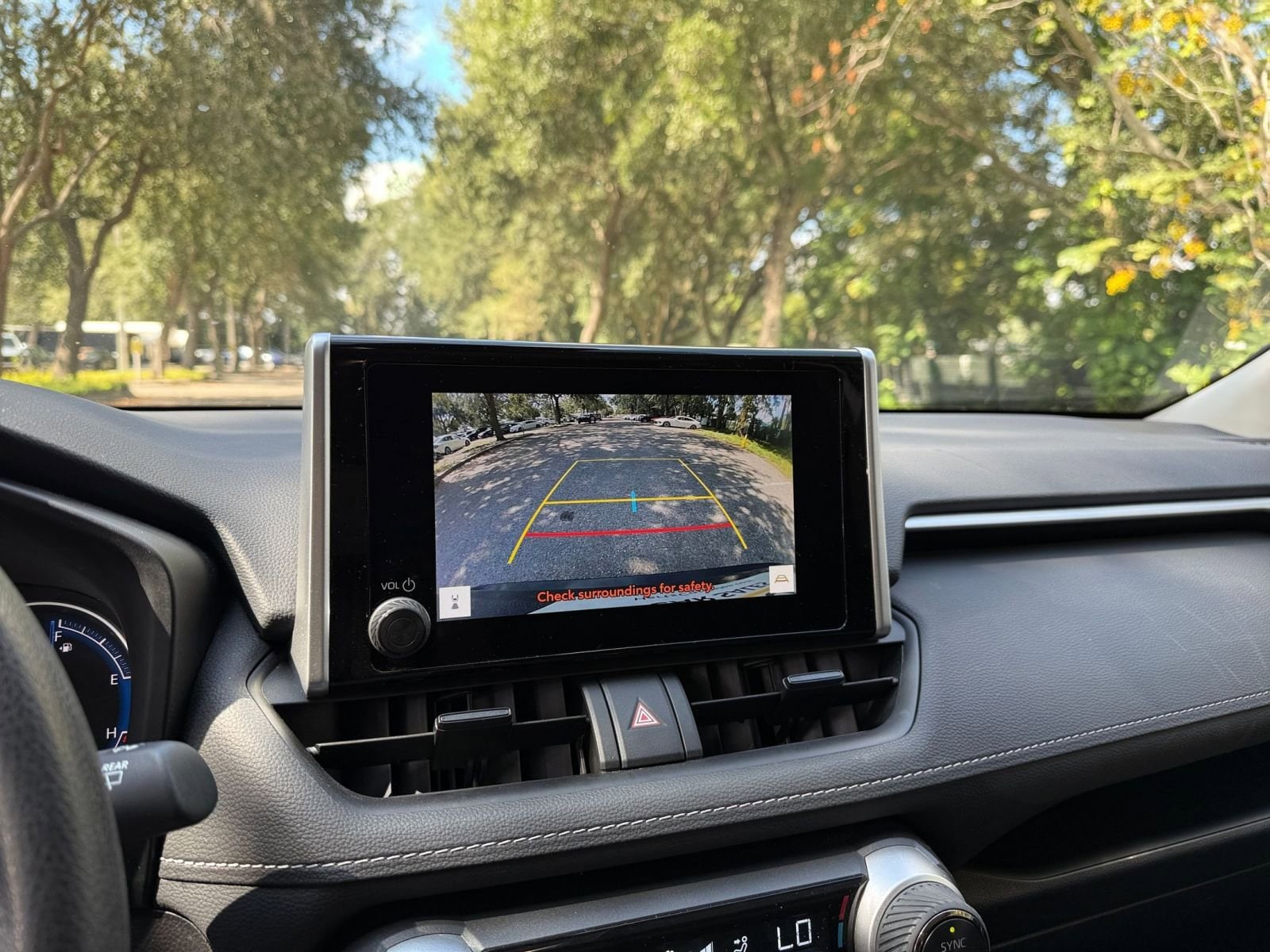 Thumbnail: 2025 Toyota RAV4 - 17