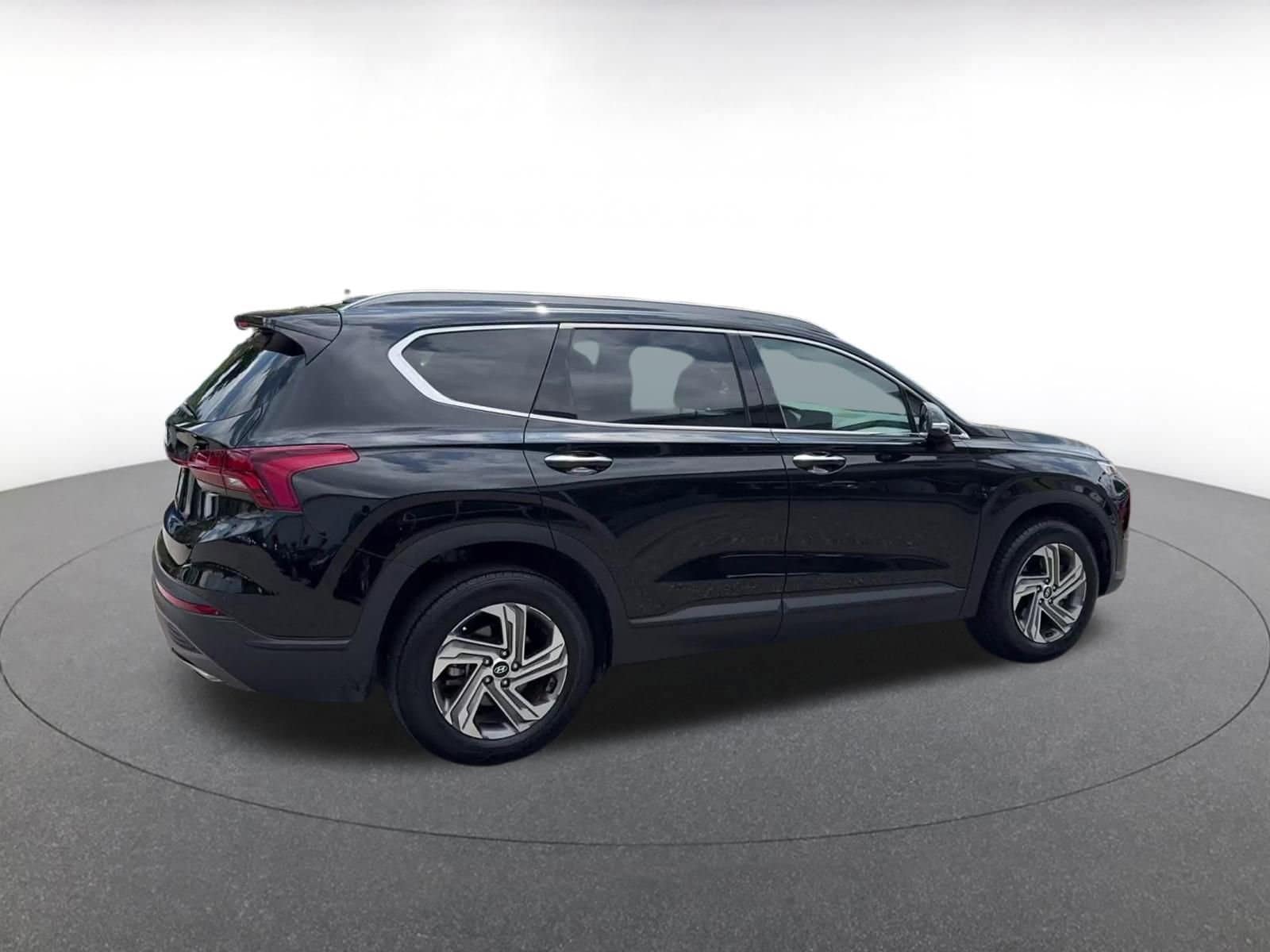 Thumbnail: 2023 Hyundai Santa Fe - 14