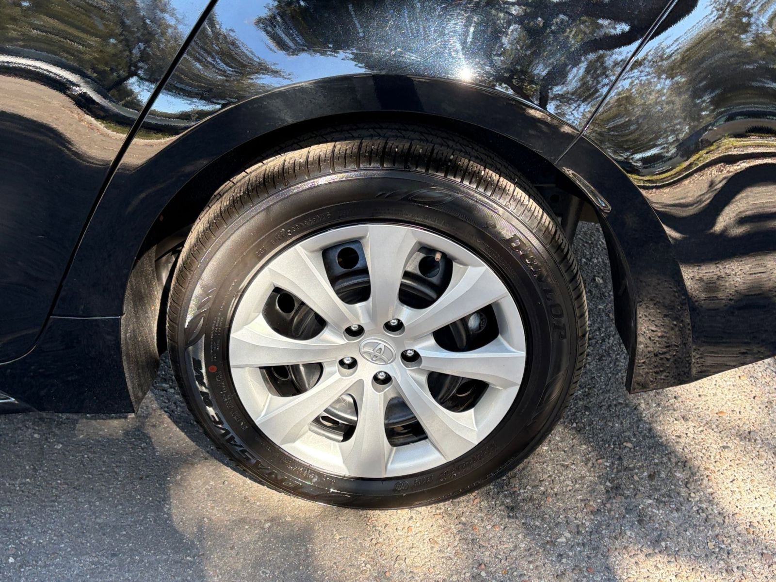 Thumbnail: 2025 Toyota Corolla - 23