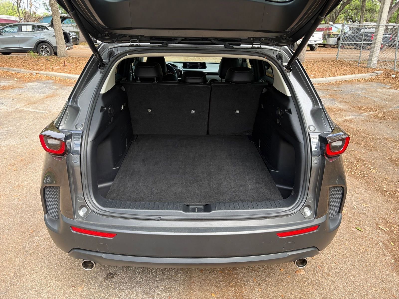 Thumbnail: 2025 Mazda CX-50 - 28