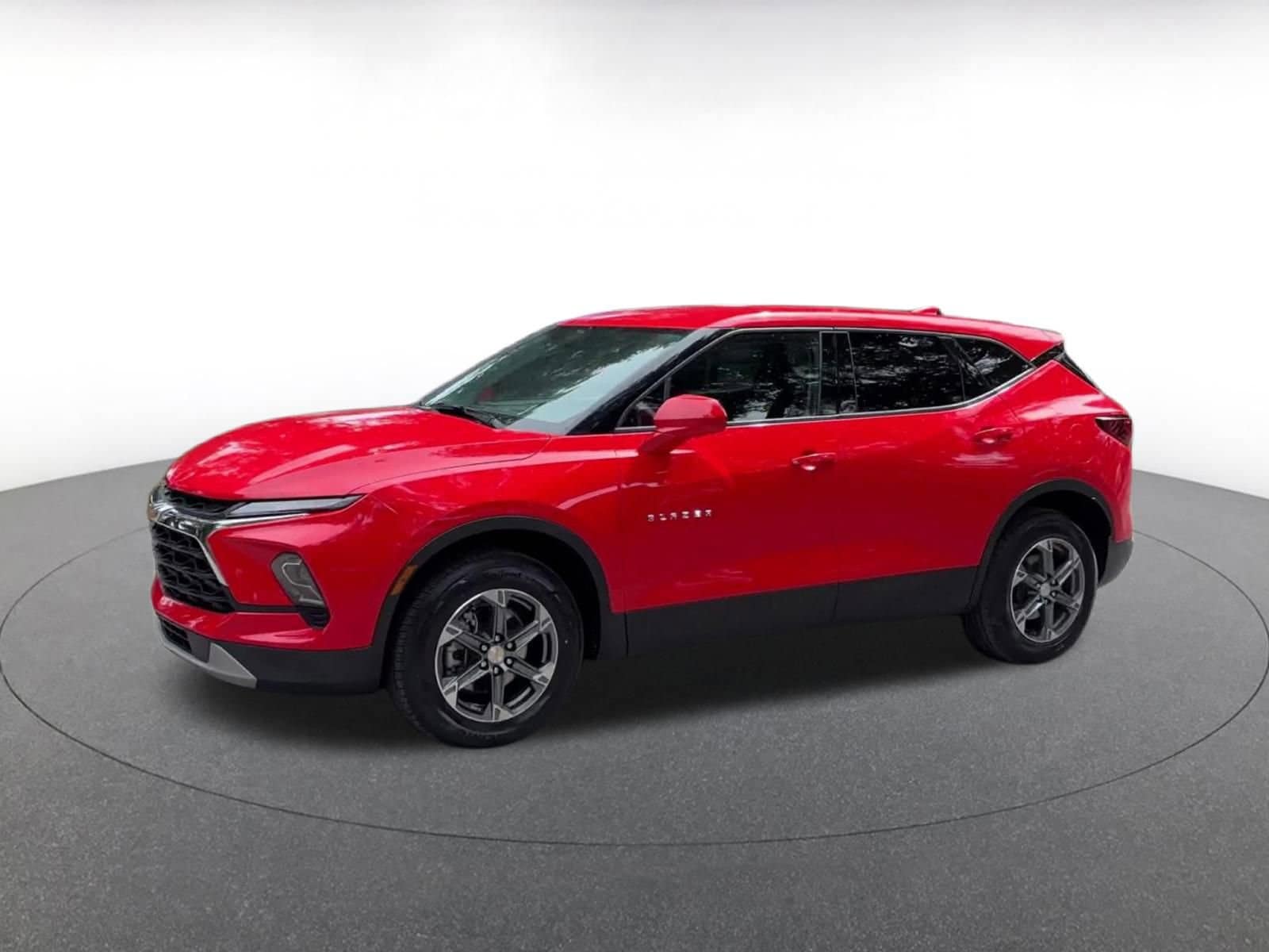 Thumbnail: 2025 Chevrolet Blazer - 8