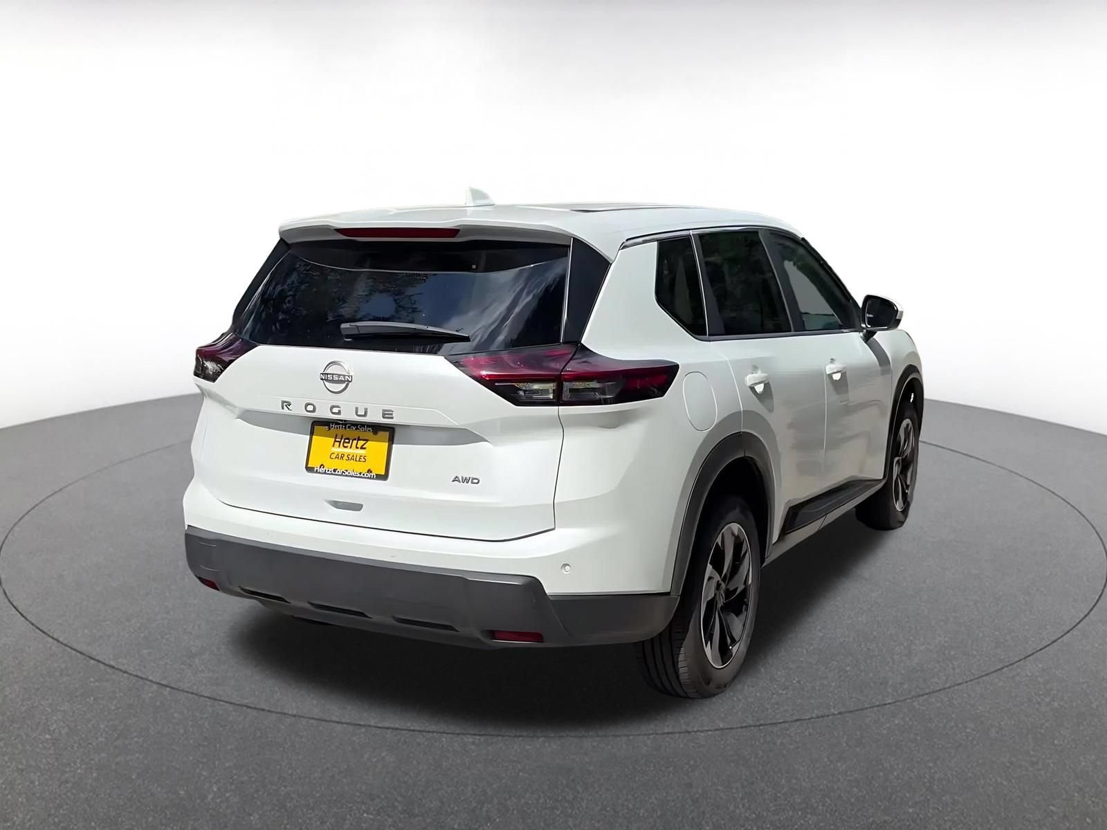 Thumbnail: 2025 Nissan Rogue - 14