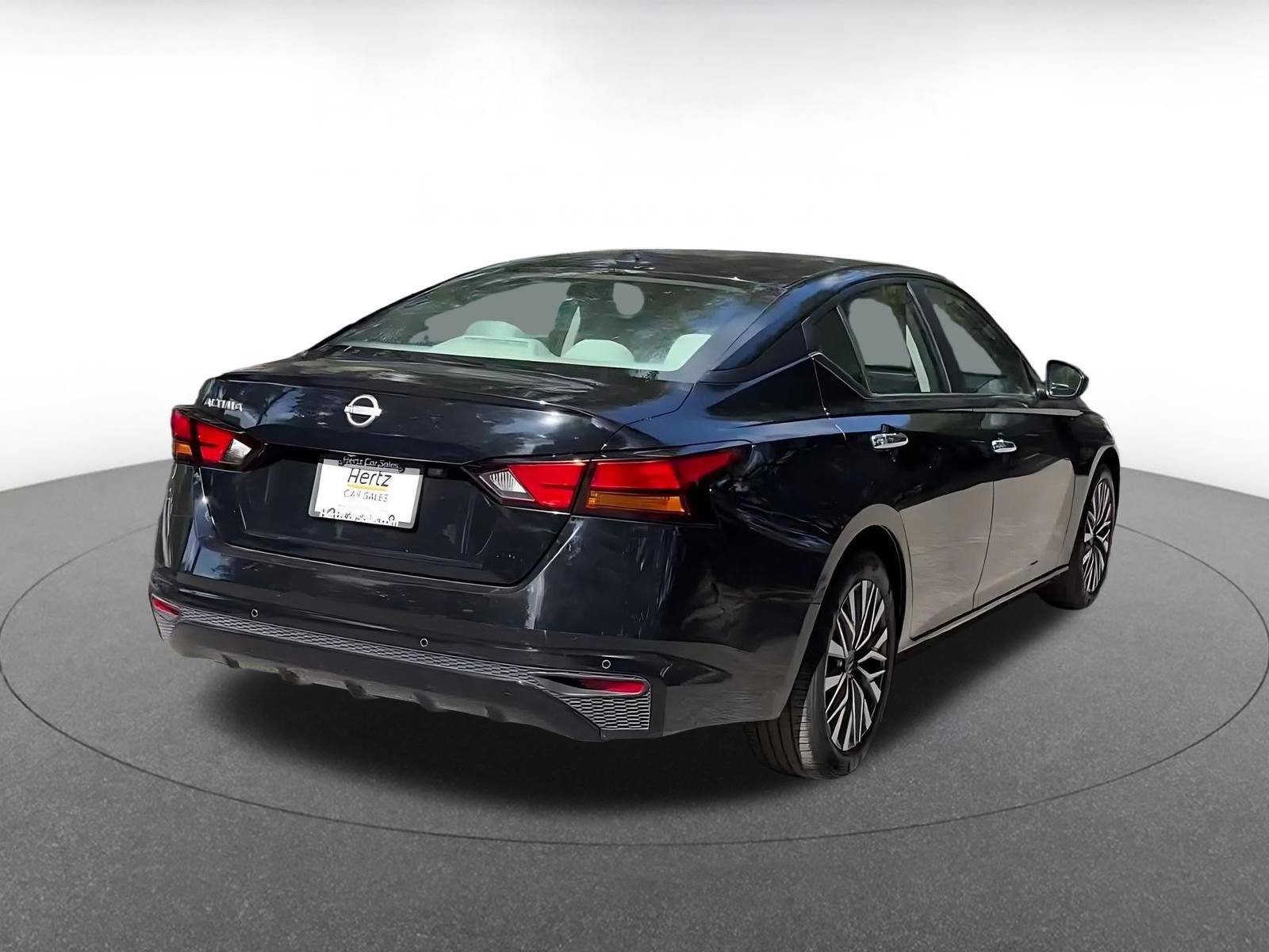Thumbnail: 2025 Nissan Altima - 14