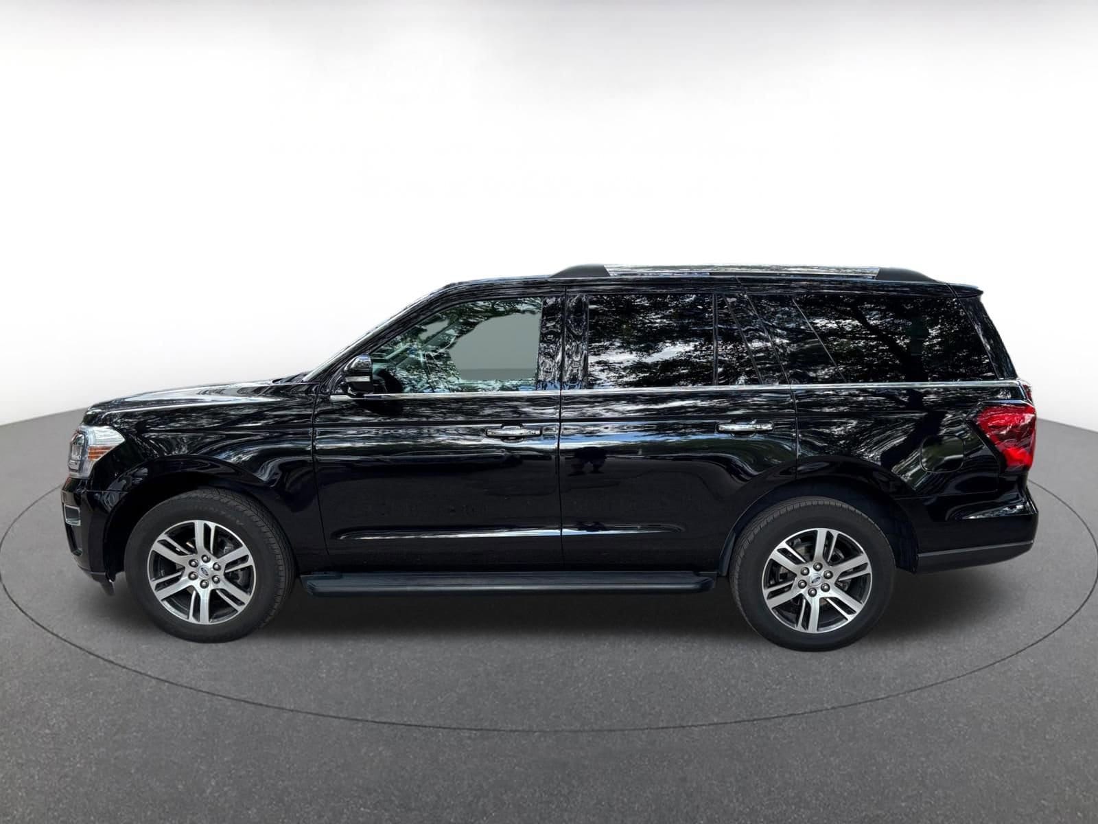 Thumbnail: 2024 Ford Expedition - 4
