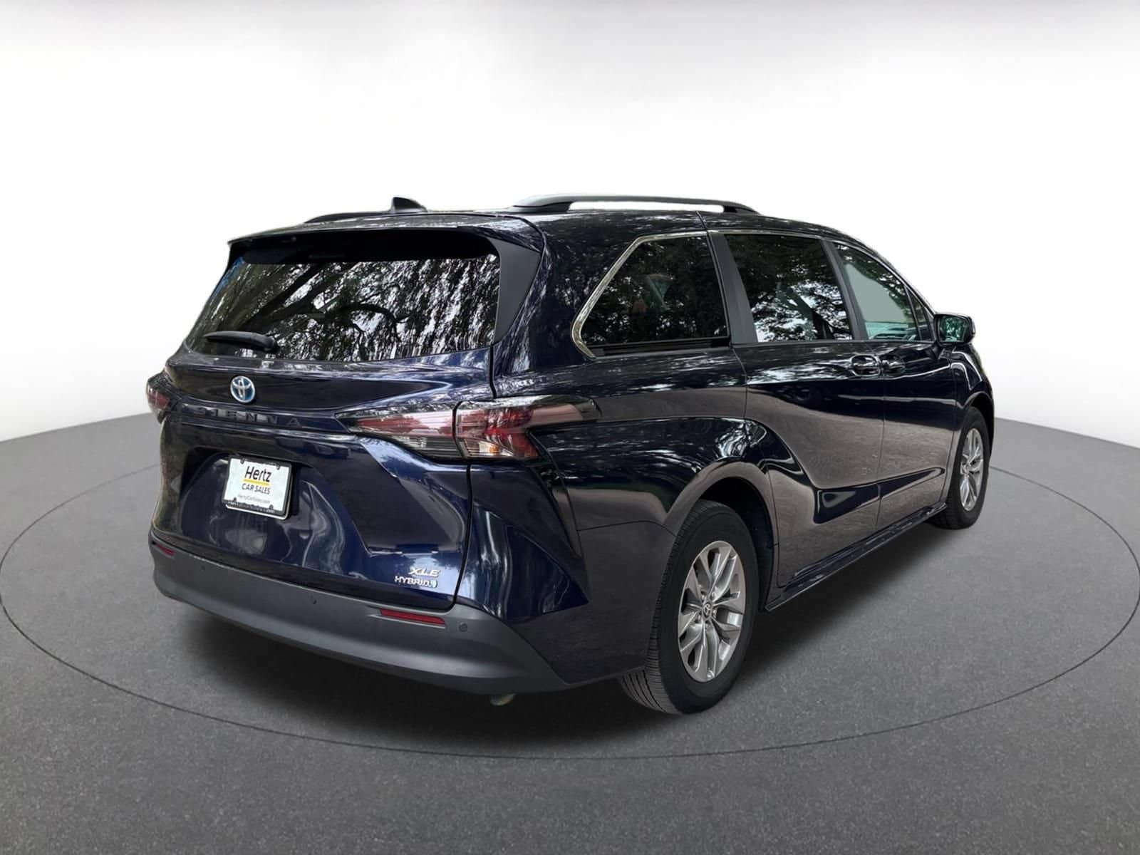 Thumbnail: 2024 Toyota Sienna - 12