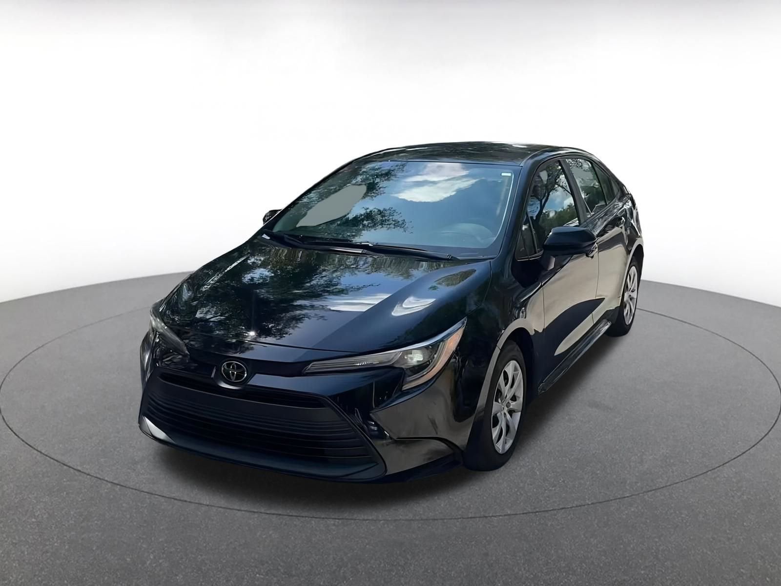 Thumbnail: 2023 Toyota Corolla - 7