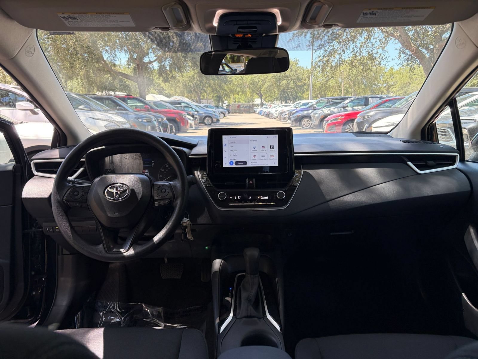 Thumbnail: 2025 Toyota Corolla - 31