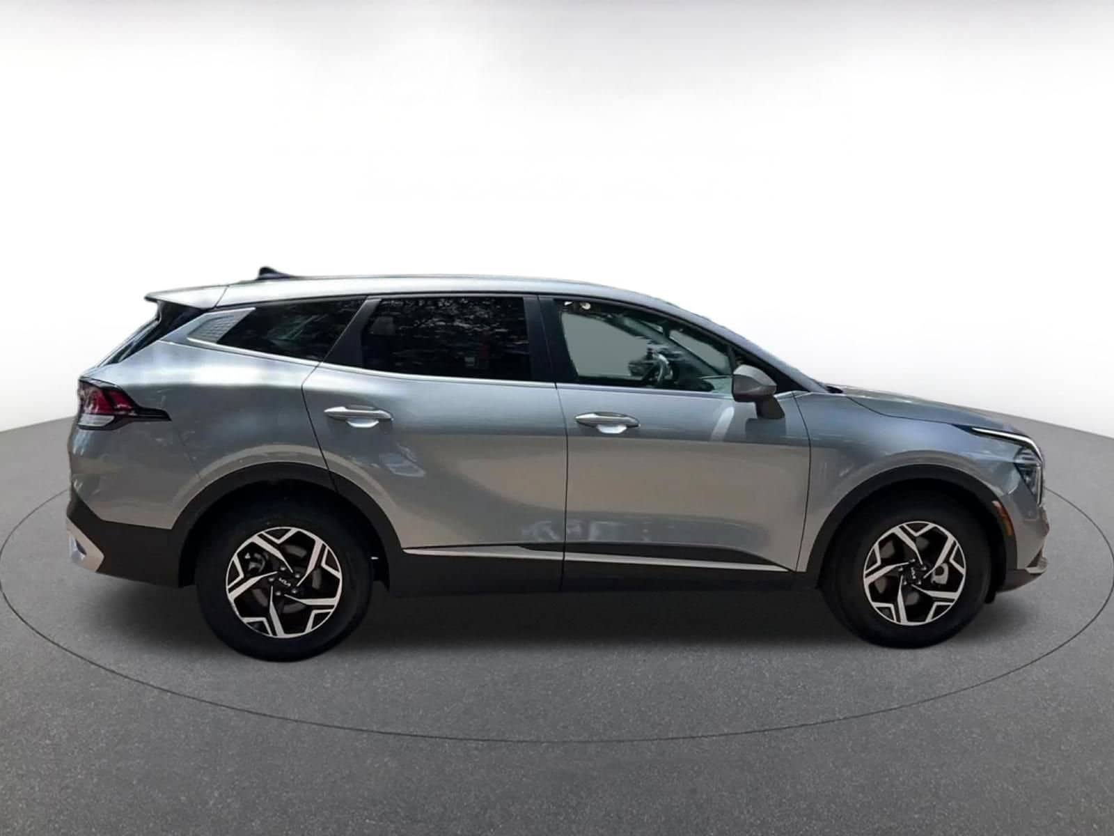 Thumbnail: 2025 Kia Sportage - 16