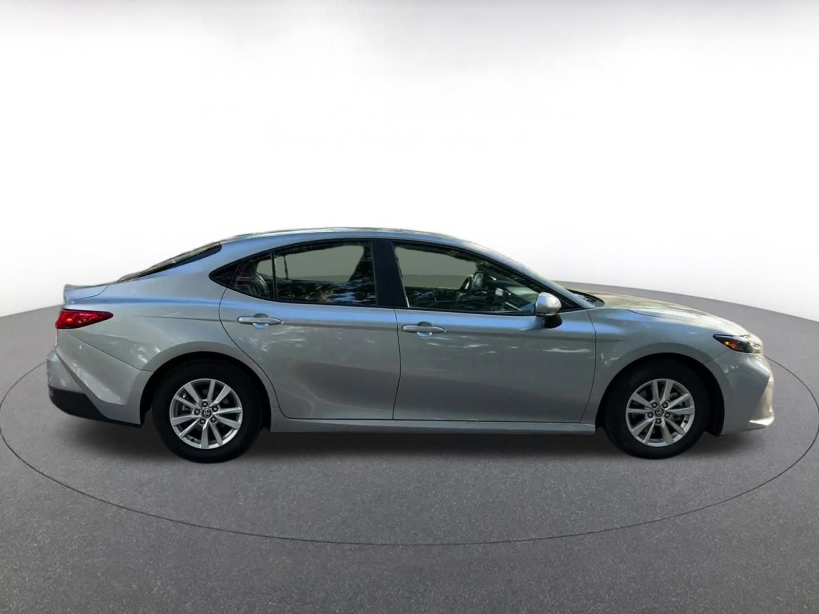 Thumbnail: 2025 Toyota Camry - 16