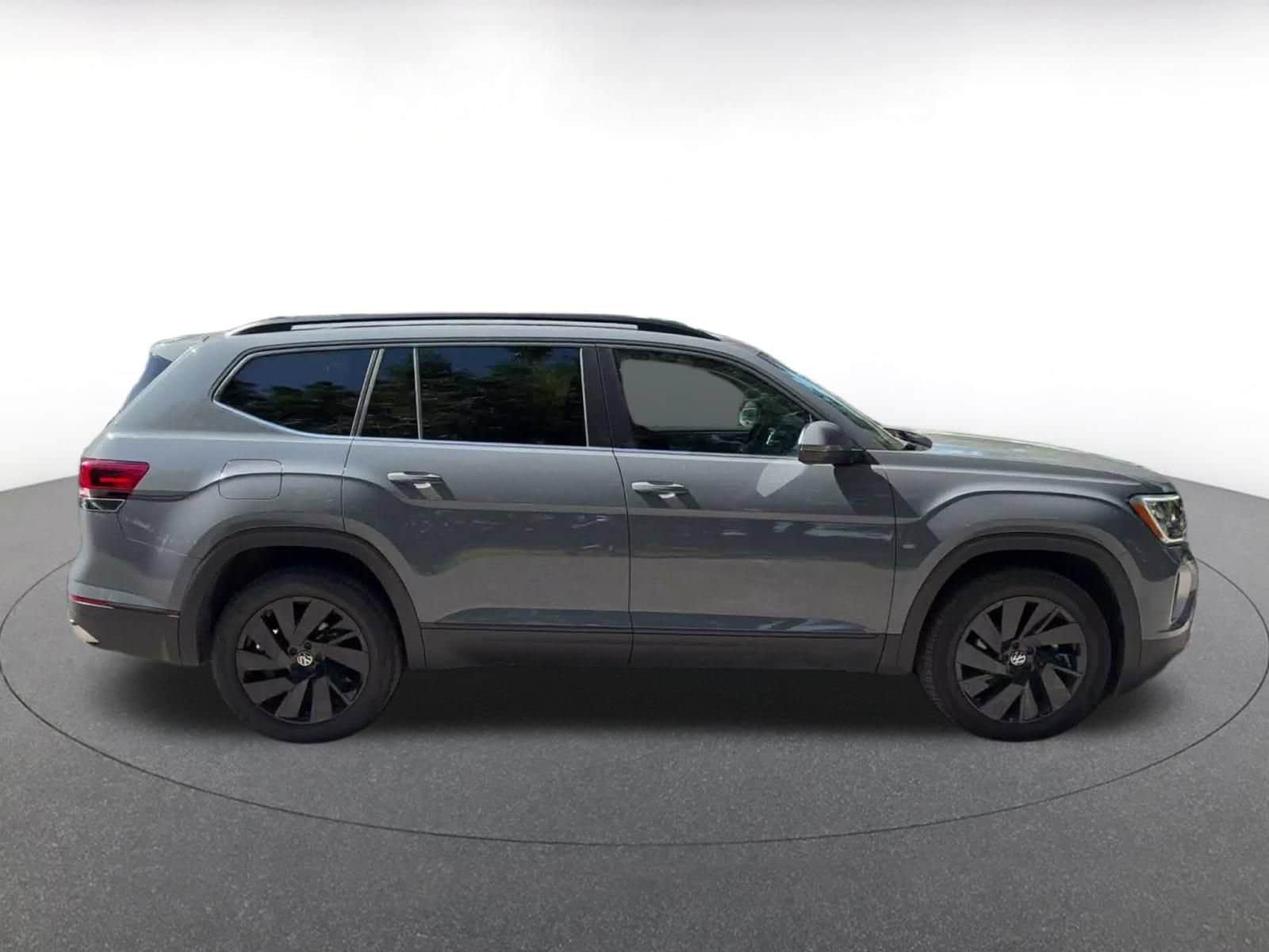Thumbnail: 2026 Volkswagen Atlas - 13
