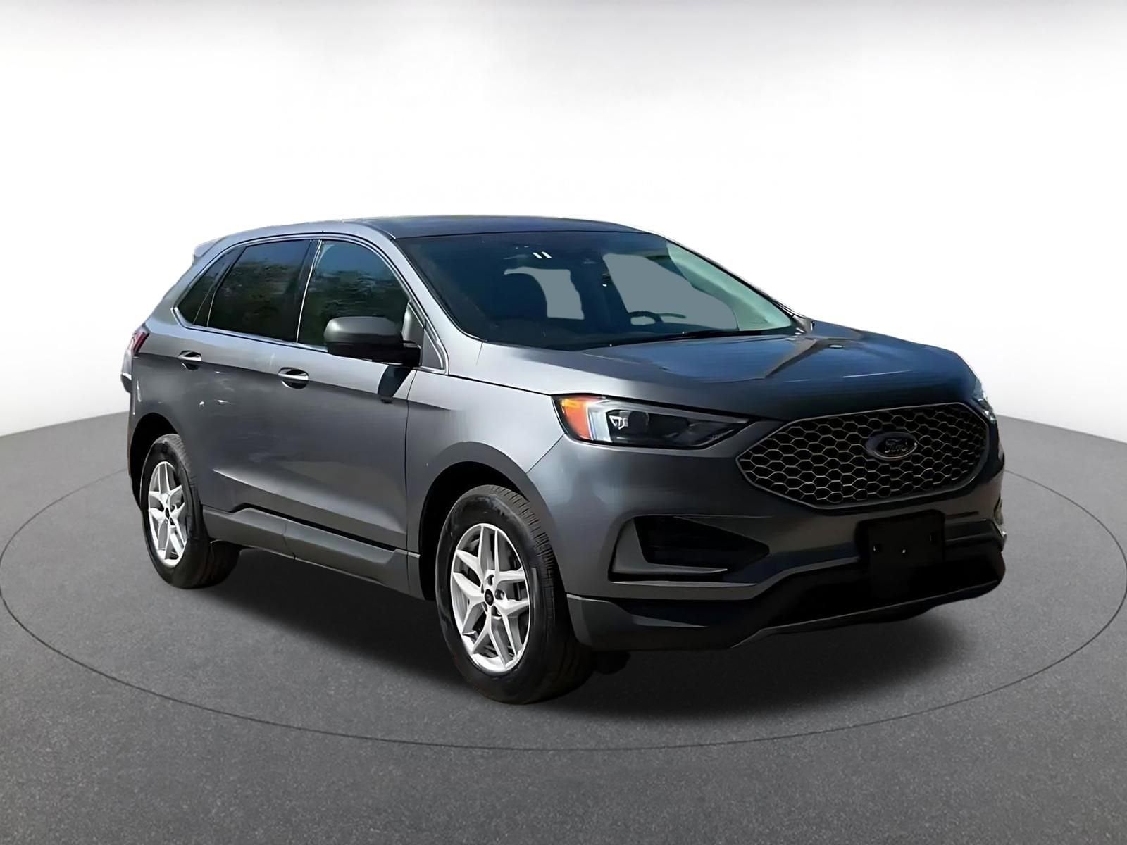 Thumbnail: 2024 Ford Edge - 3