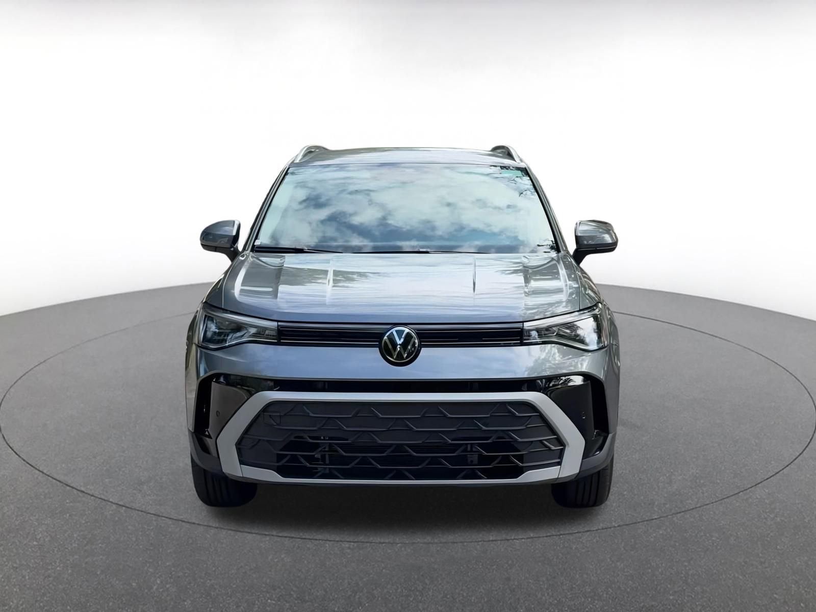 Thumbnail: 2025 Volkswagen Taos - 4