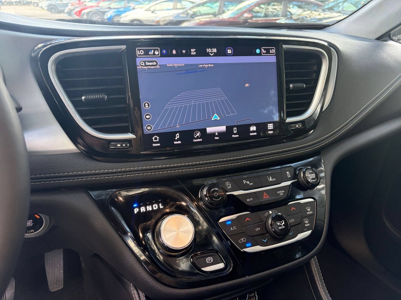 Thumbnail: 2025 Chrysler Pacifica - 20
