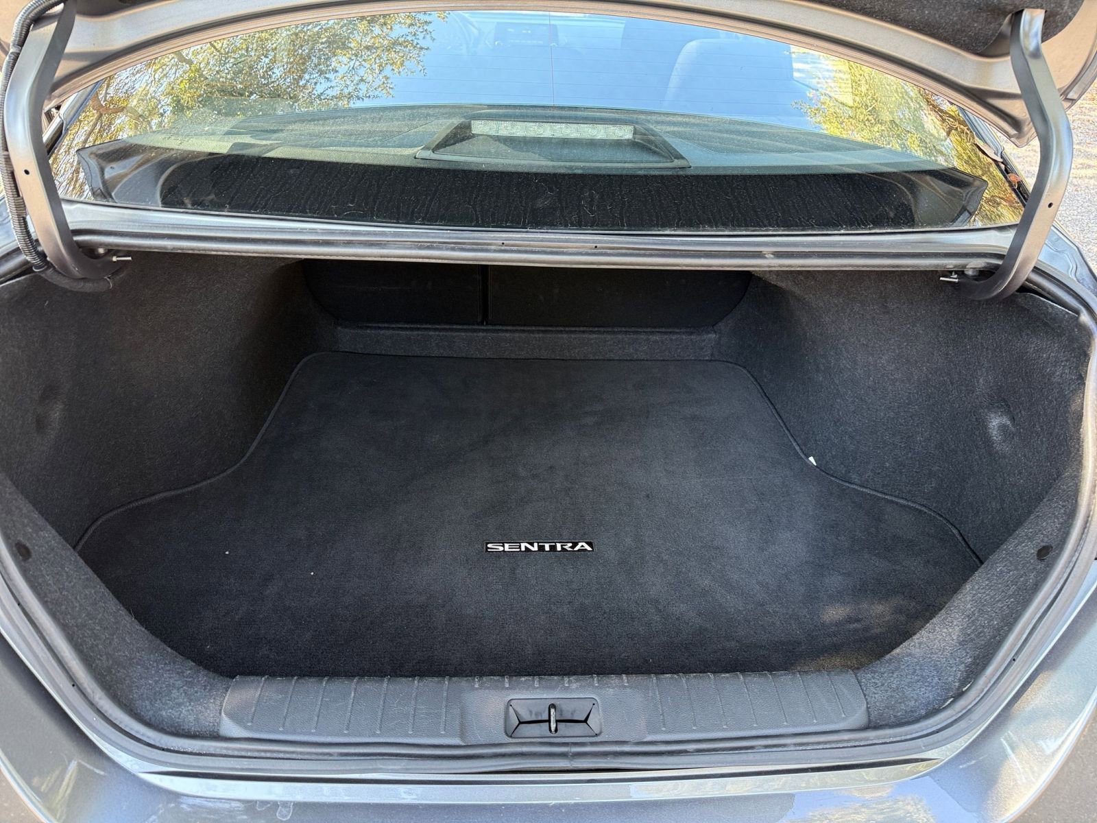 Thumbnail: 2025 Nissan Sentra - 24