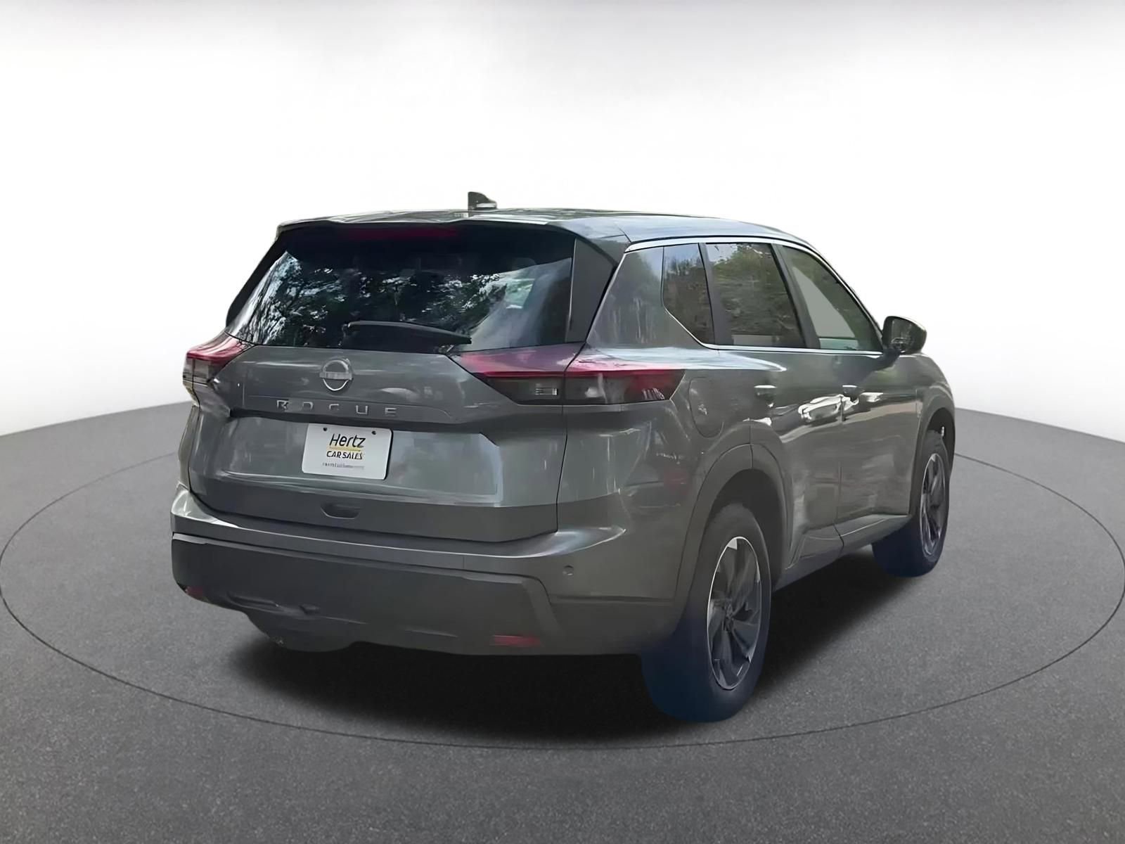 Thumbnail: 2025 Nissan Rogue - 15