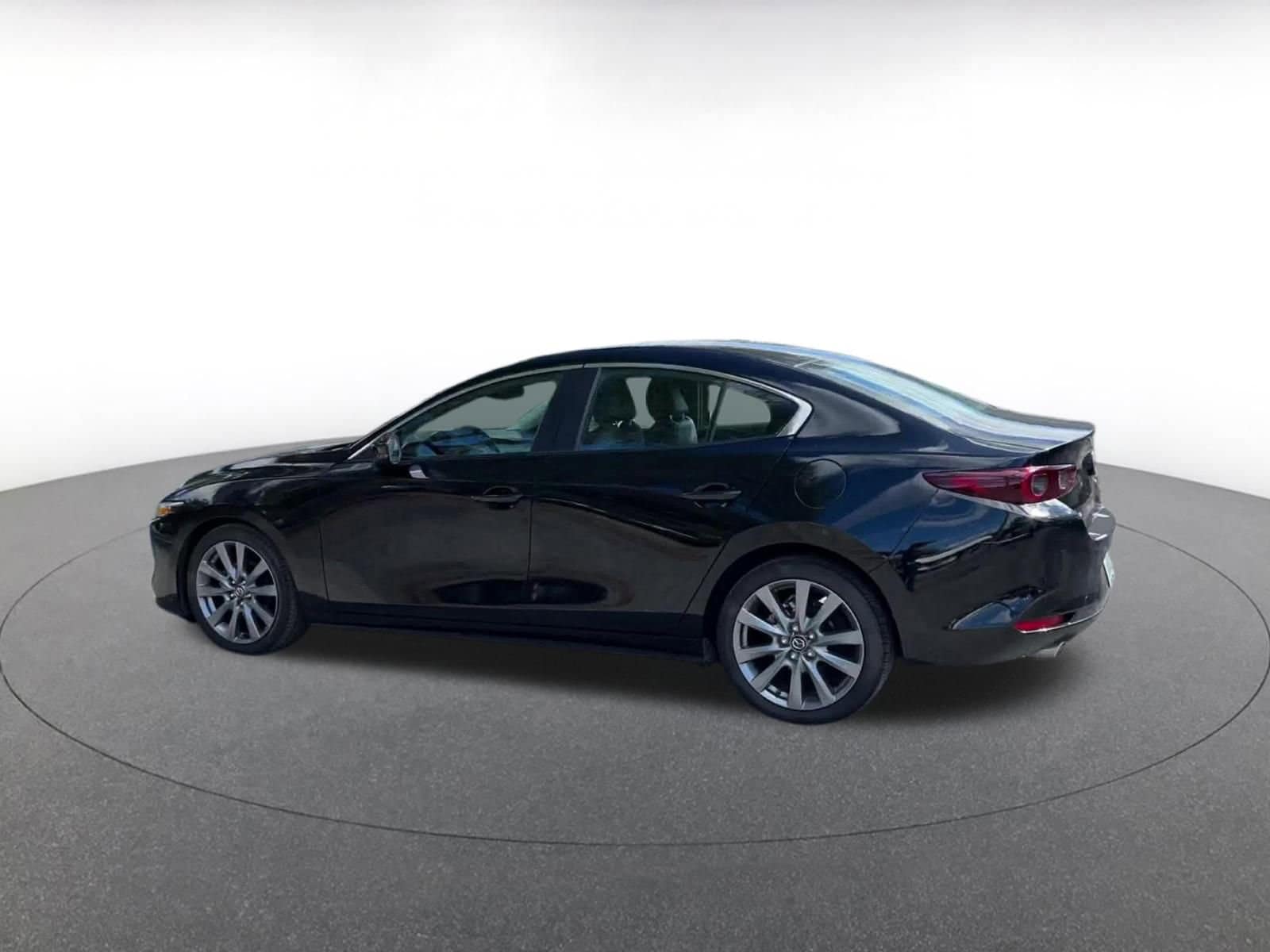 Thumbnail: 2025 Mazda Mazda3 - 10