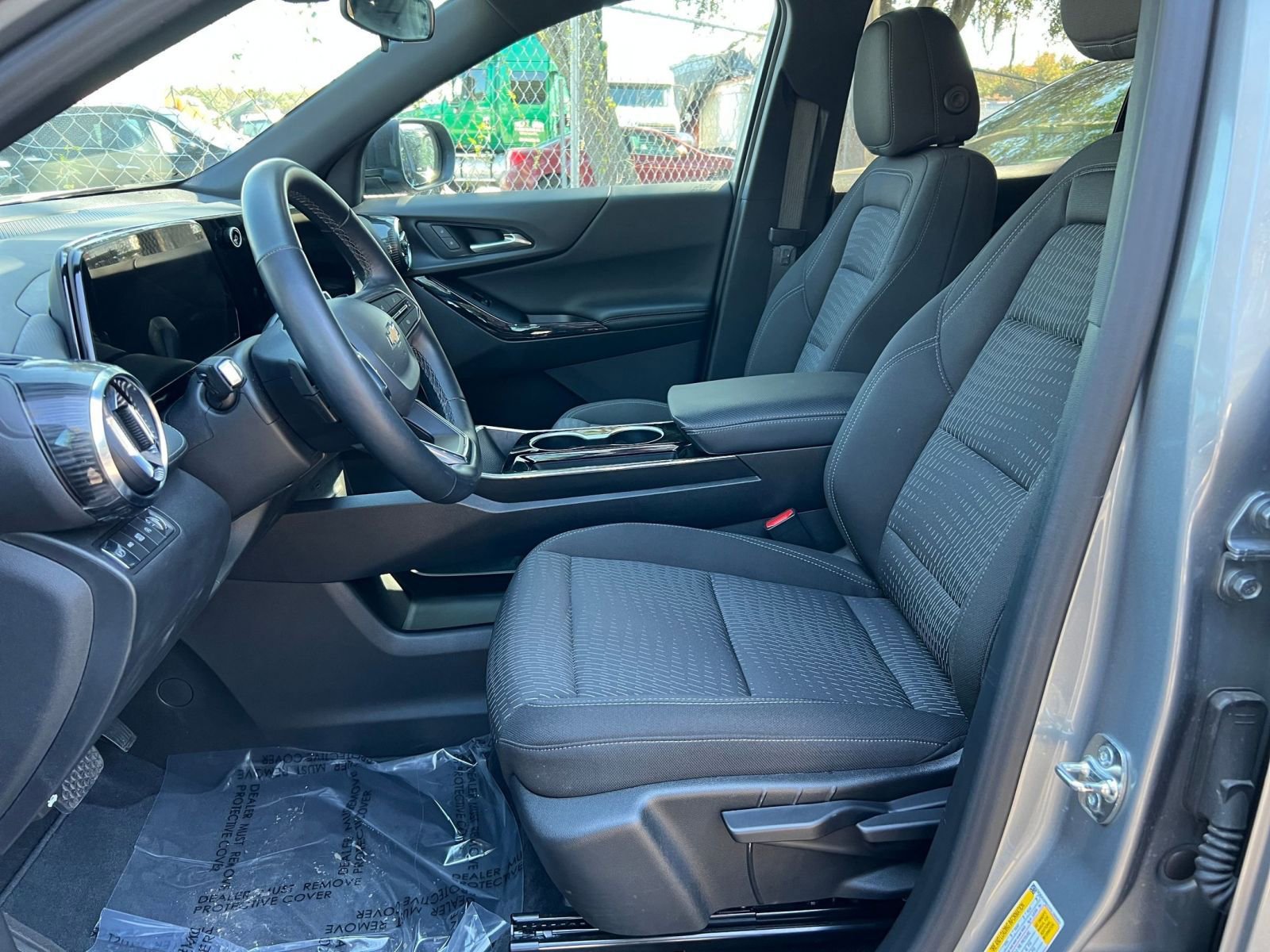 Thumbnail: 2025 Chevrolet Equinox - 21