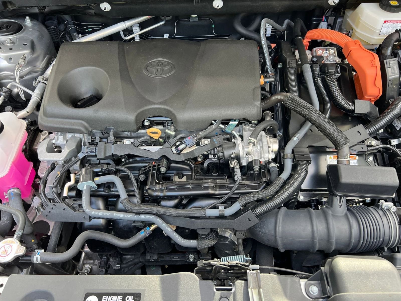 Thumbnail: 2025 Toyota RAV4 - 25