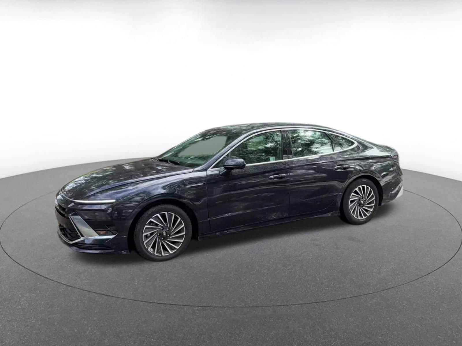 Thumbnail: 2024 Hyundai Sonata - 8
