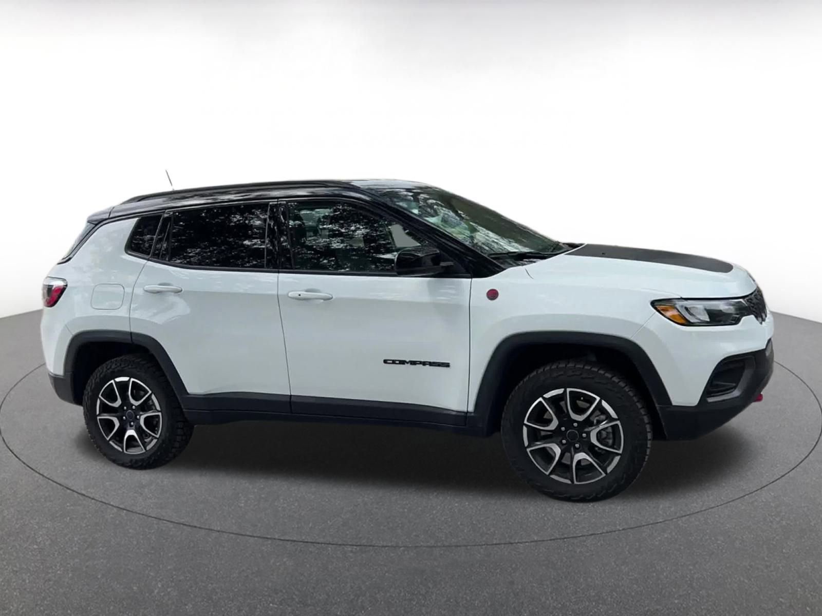 Thumbnail: 2025 Jeep Compass - 16