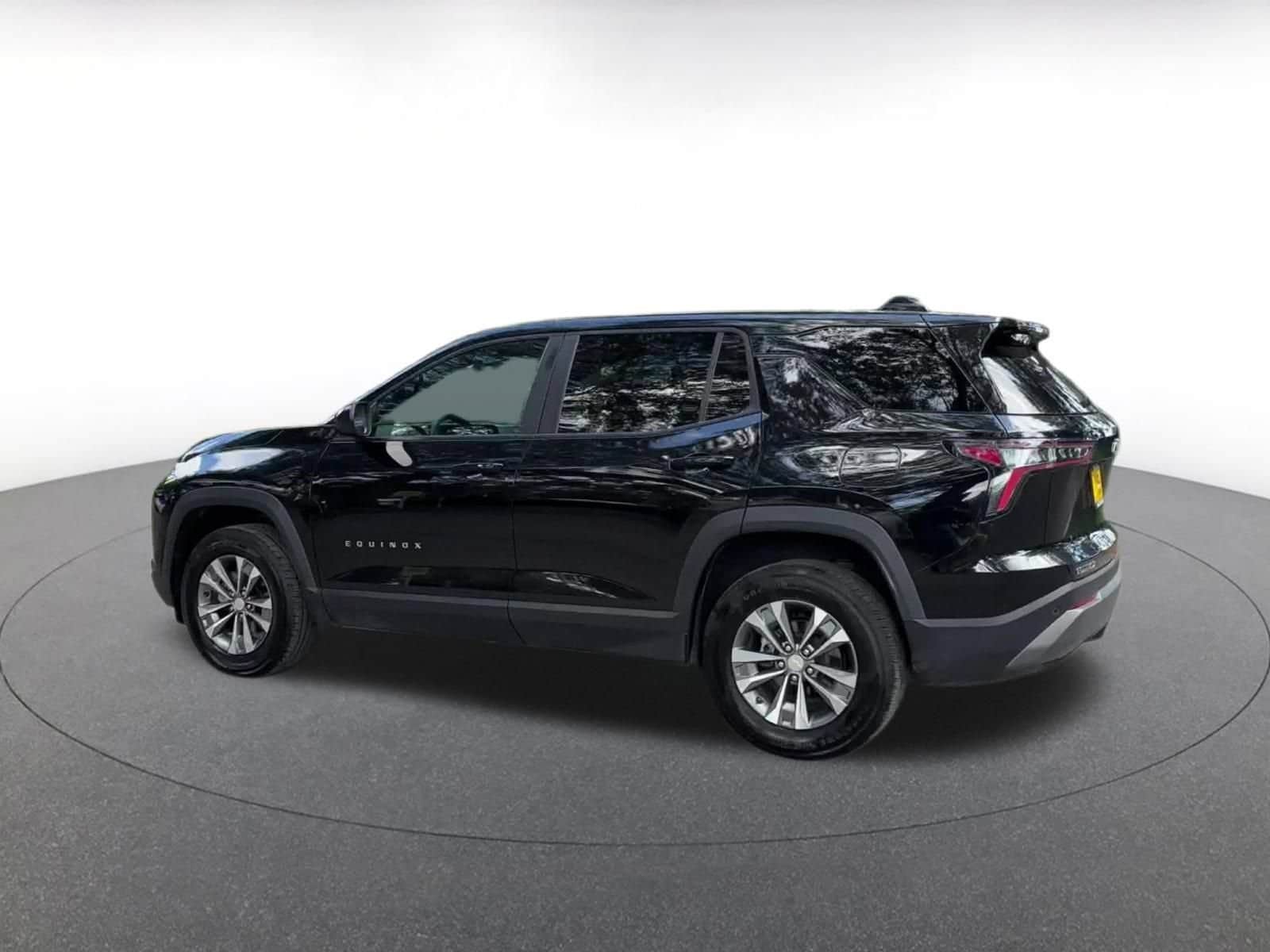 Thumbnail: 2025 Chevrolet Equinox - 8