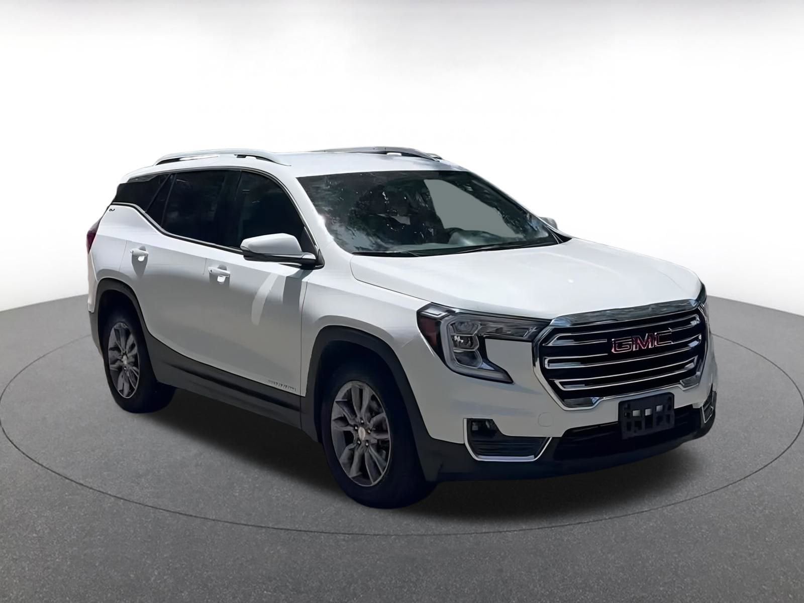Thumbnail: 2023 GMC Terrain - 3