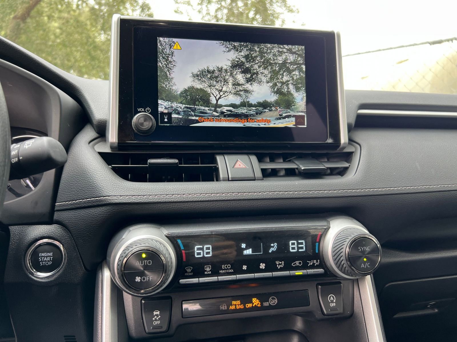 Thumbnail: 2025 Toyota RAV4 - 17