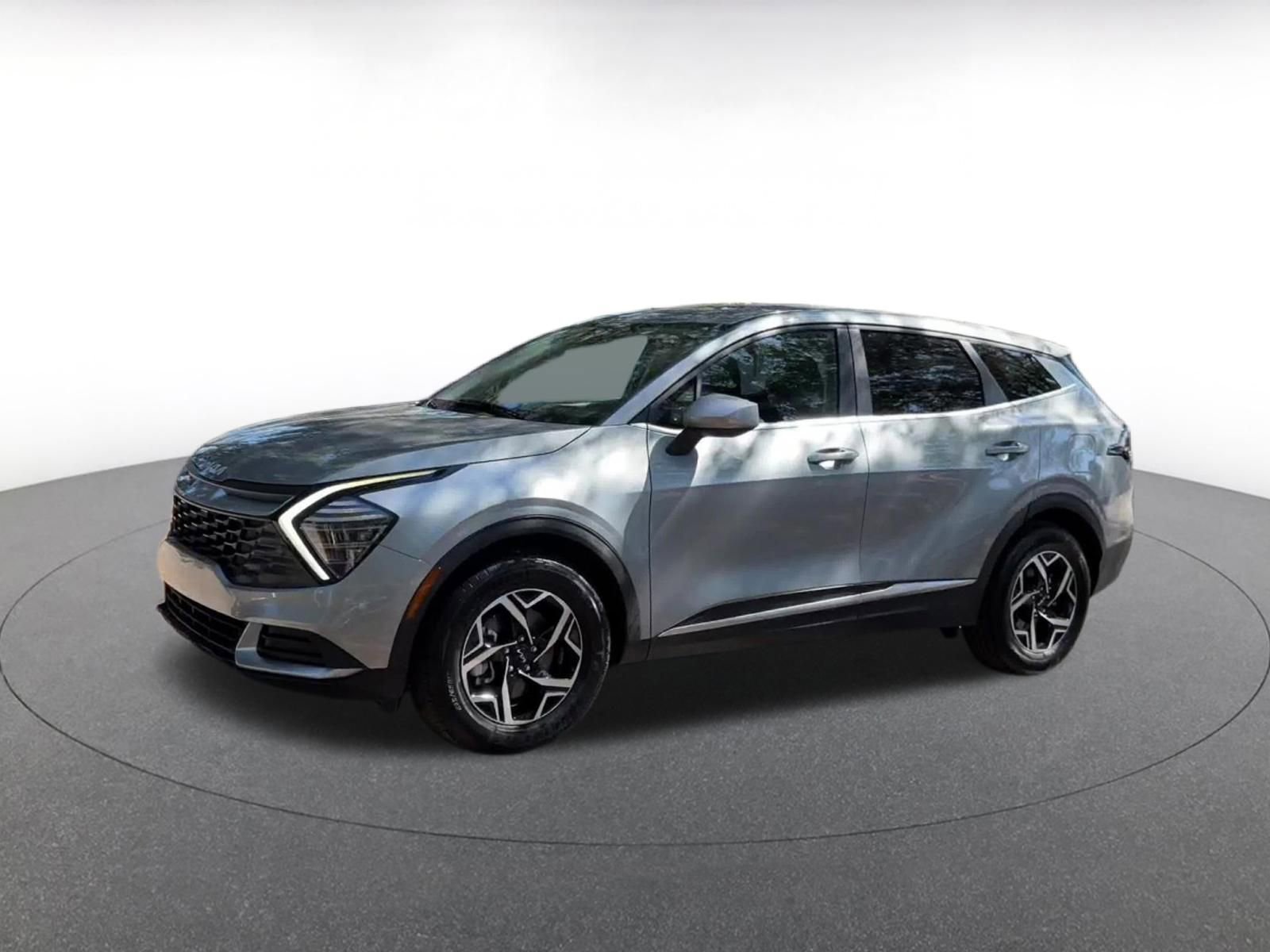 Thumbnail: 2025 Kia Sportage - 8