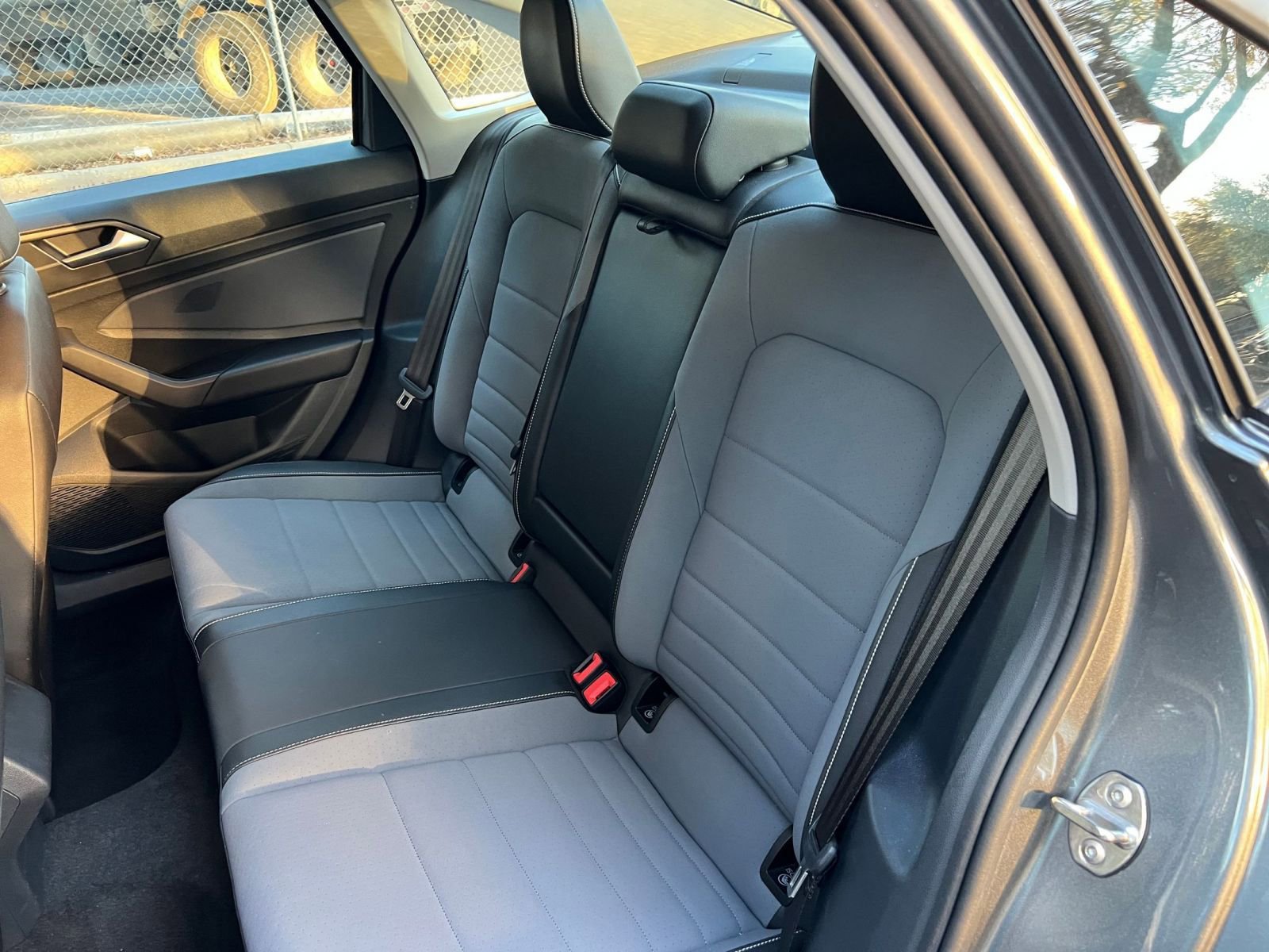 Thumbnail: 2025 Volkswagen Jetta - 31