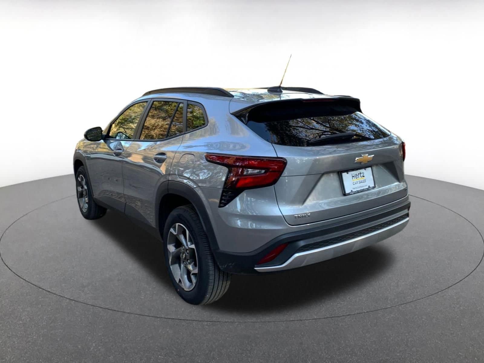 Thumbnail: 2025 Chevrolet Trax - 5