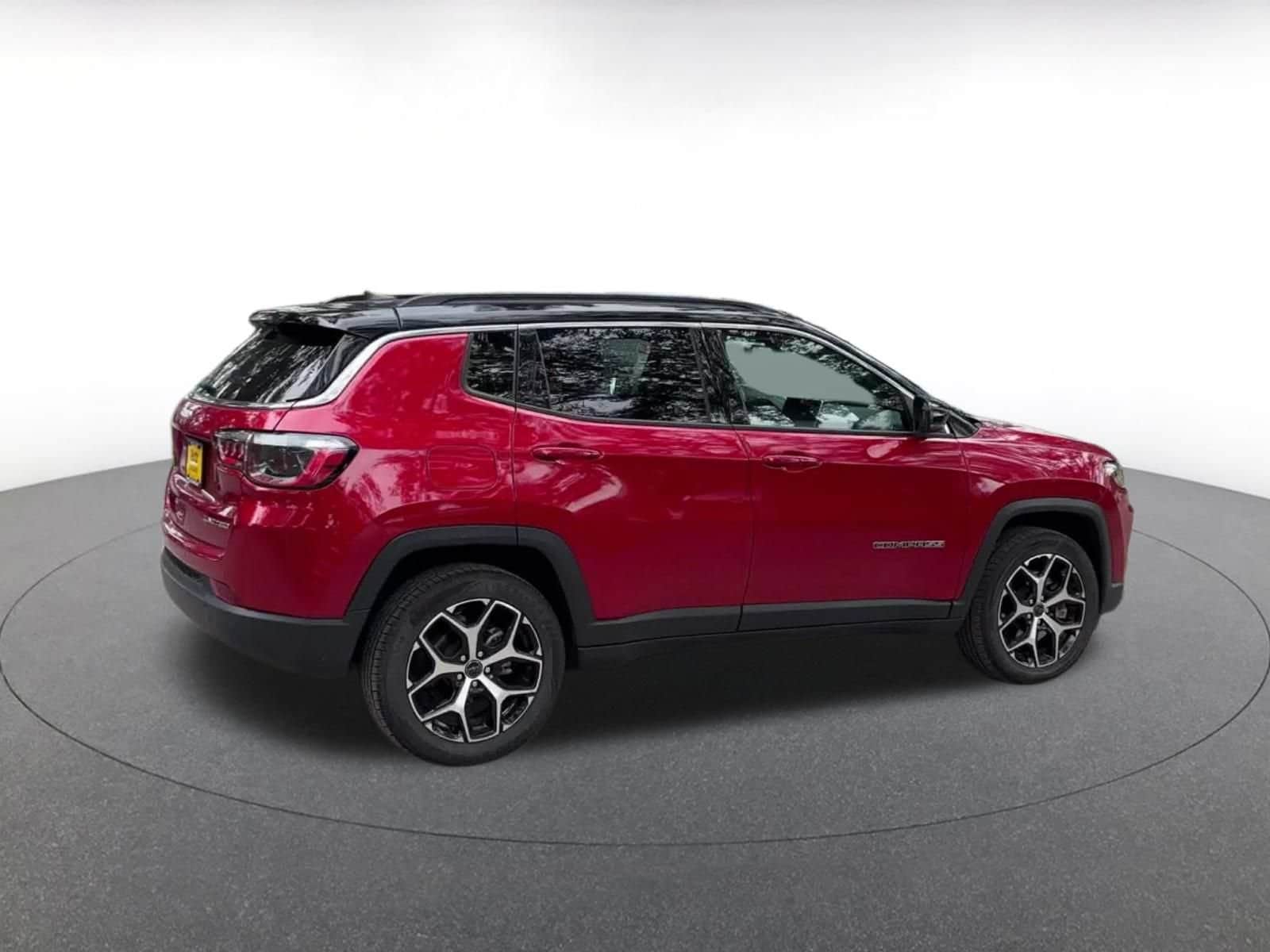 Thumbnail: 2025 Jeep Compass - 14