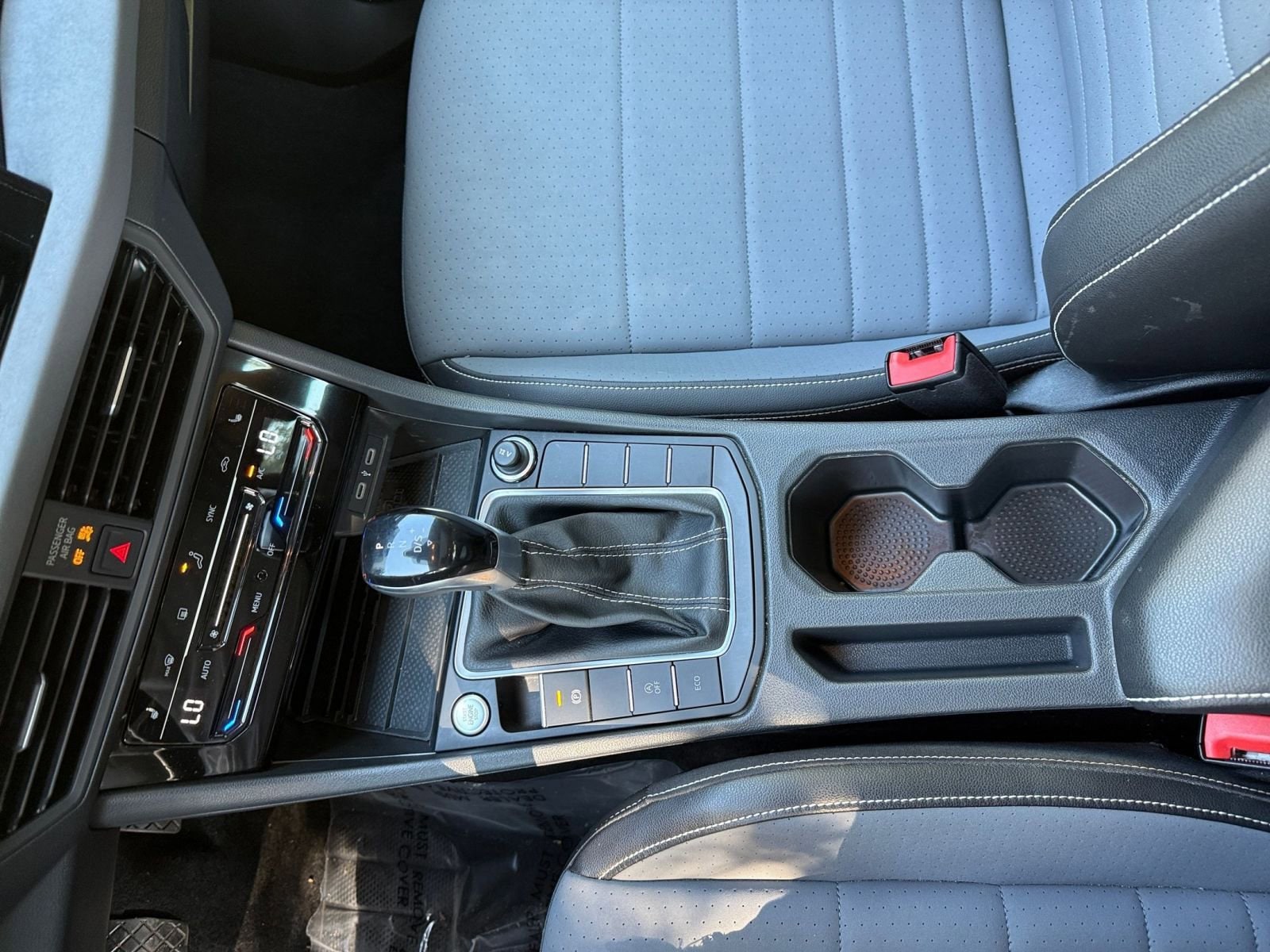 Thumbnail: 2025 Volkswagen Jetta - 35