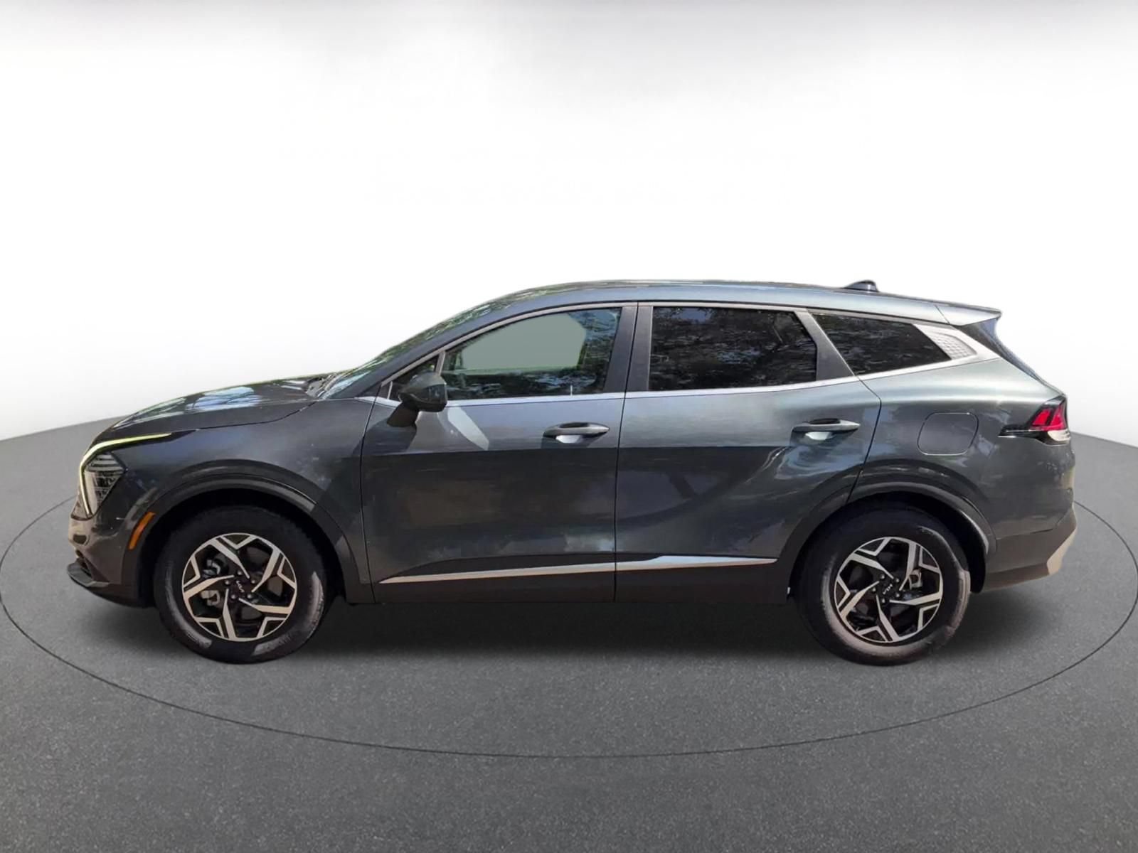 Thumbnail: 2025 Kia Sportage - 9