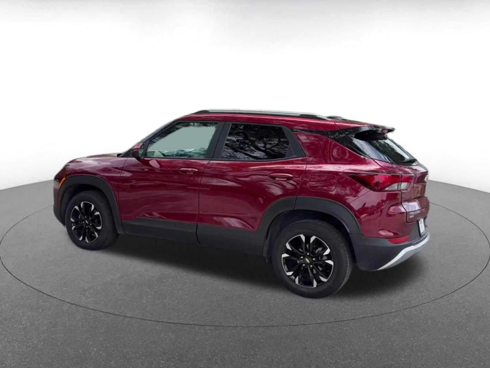 Thumbnail: 2023 Chevrolet TrailBlazer - 10