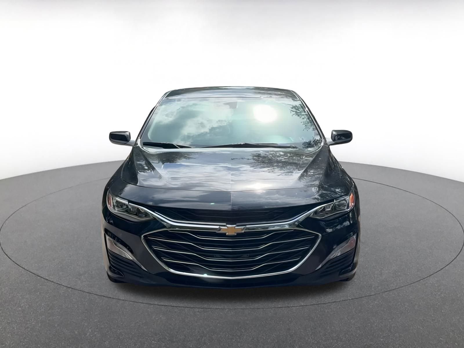 Thumbnail: 2024 Chevrolet Malibu - 4