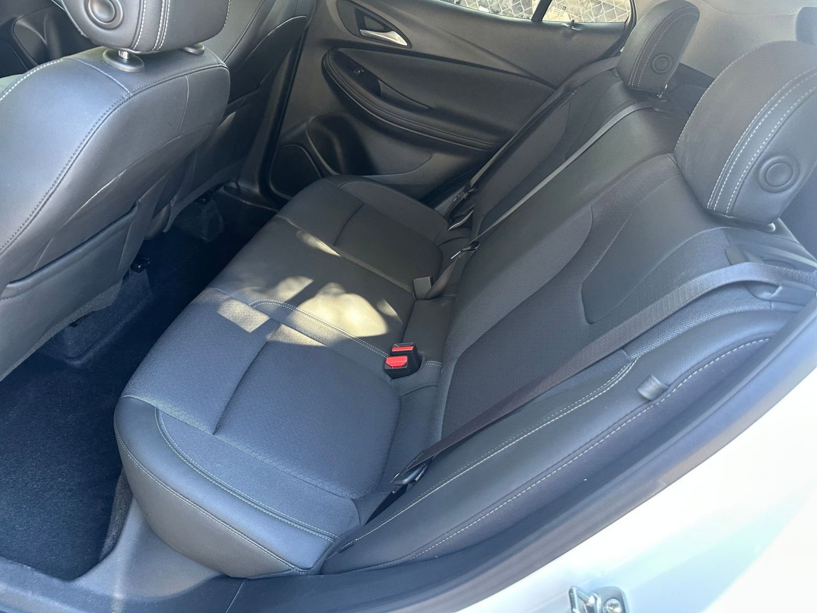 Thumbnail: 2025 Buick Encore GX - 33