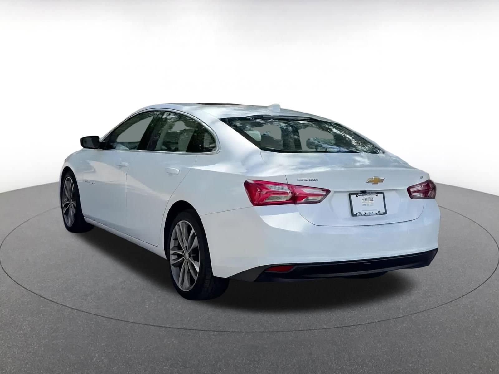 Thumbnail: 2024 Chevrolet Malibu - 11